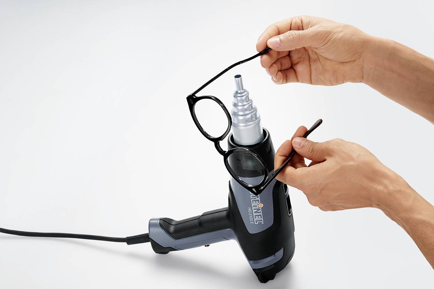 Steinel 006464 HG 2120 E Set Heißluftgebläse inkl. Koffer 2200W