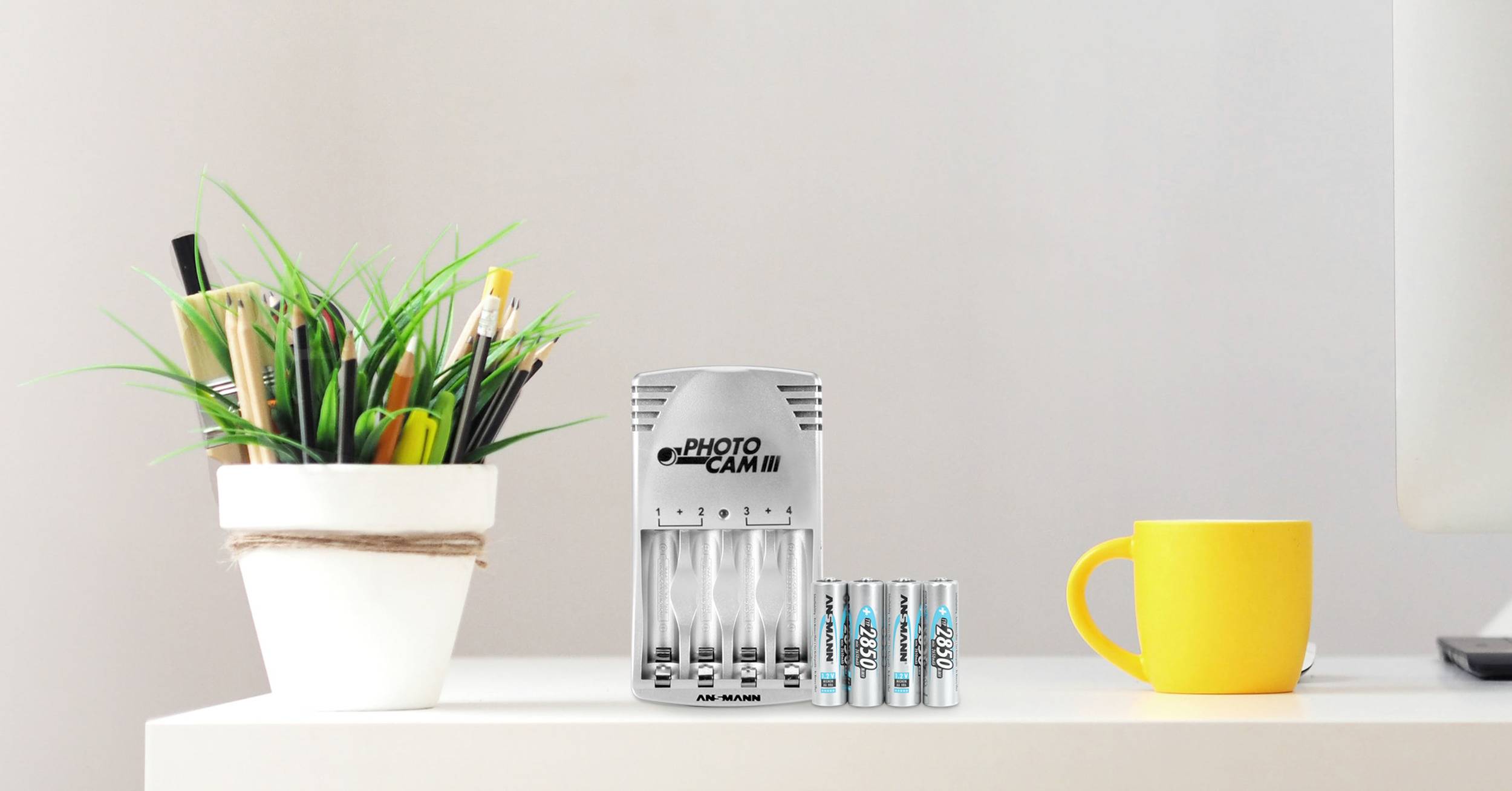 Ansmann Photocam III Rundzellen-Ladegerät inkl. Akkus NiCd, NiMH Micro (AAA), Mignon (AA)