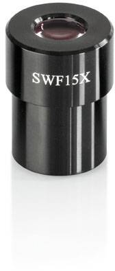 Ein schwarzes Mikroskop-Okular mit der Aufschrift 'SWF15X'.