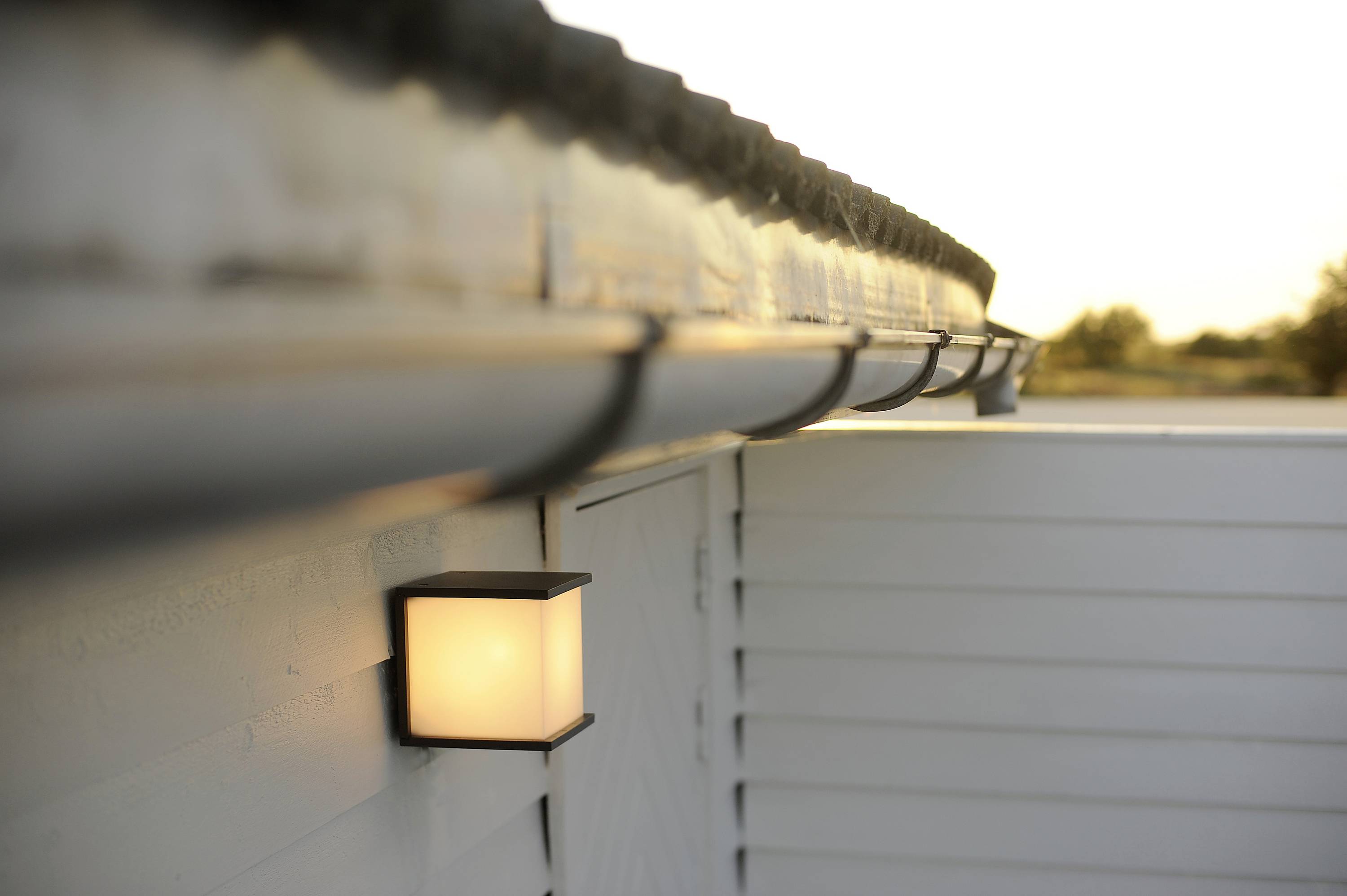 ECO-Light Cube 1846 gr Außenwandleuchte Energiesparlampe, LED E27 60 W Anthrazit