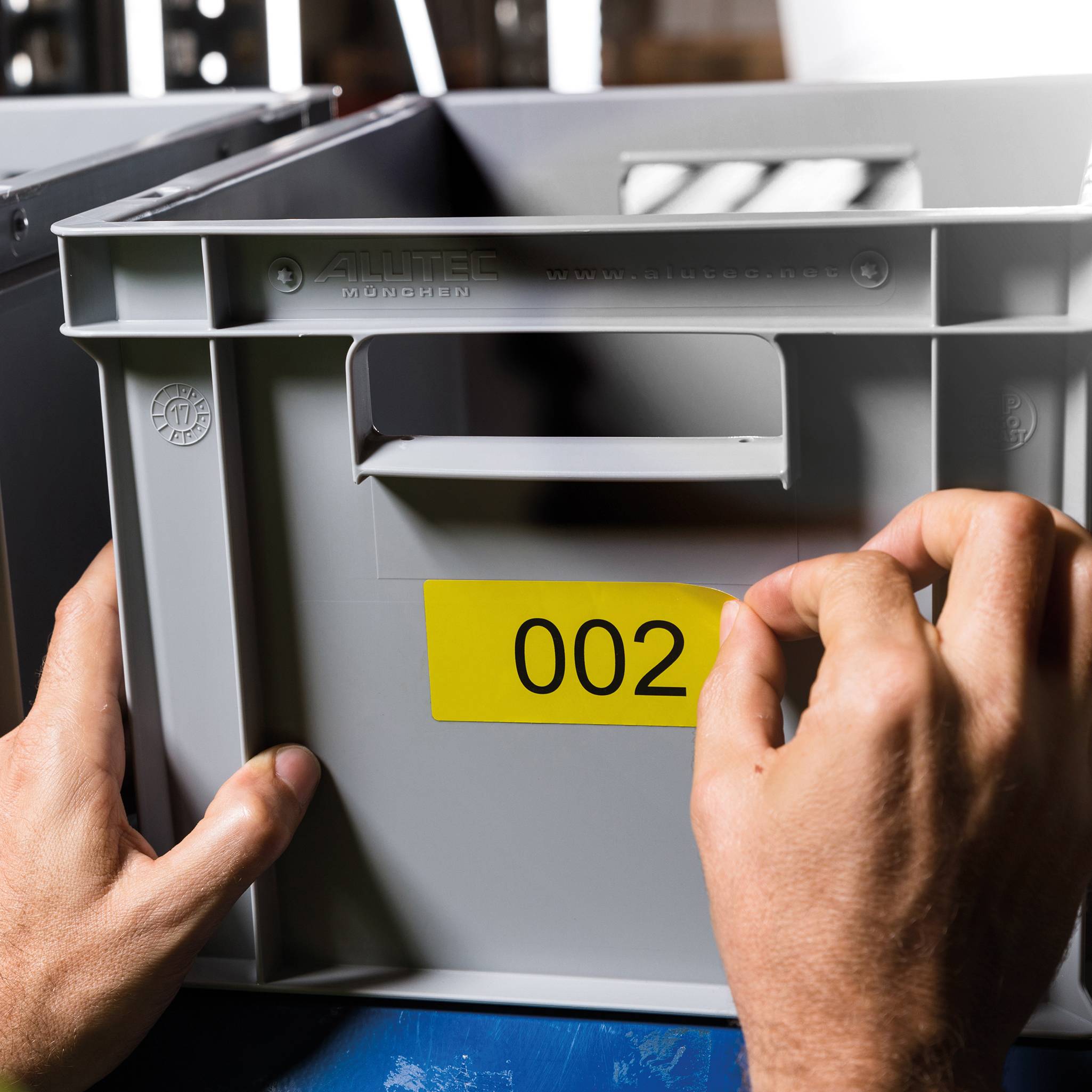 Avery-Zweckform L6105-20 Wetterfeste Etiketten 63.5 x 29.6 mm Polyester-Folie Gelb 540 St. Permanent haftend Farblaserdrucker, Laserdrucker