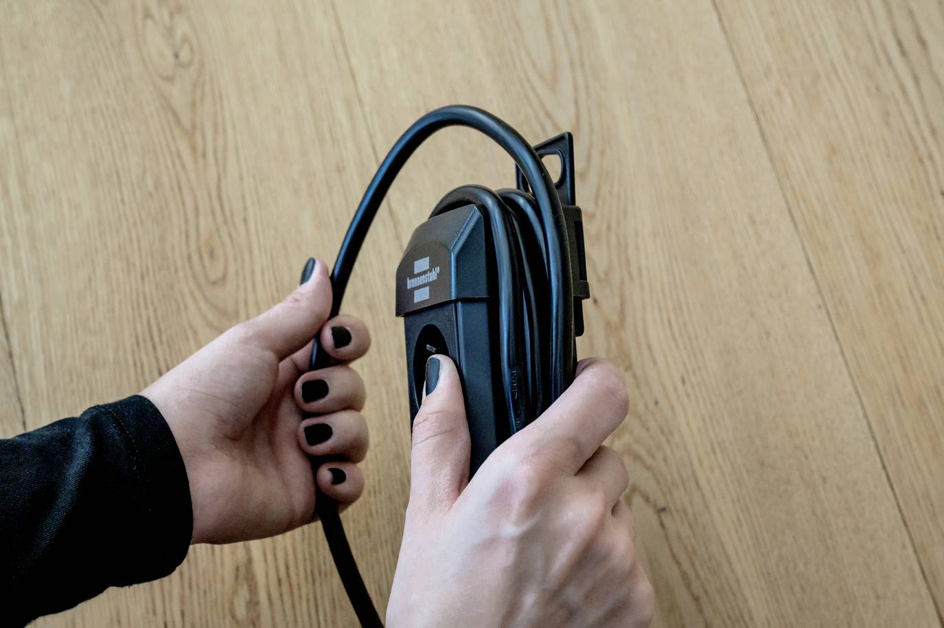 Brennenstuhl 1951140100 Steckdosenleiste mit Schalter 4fach Schwarz Schutzkontakt 1 St.