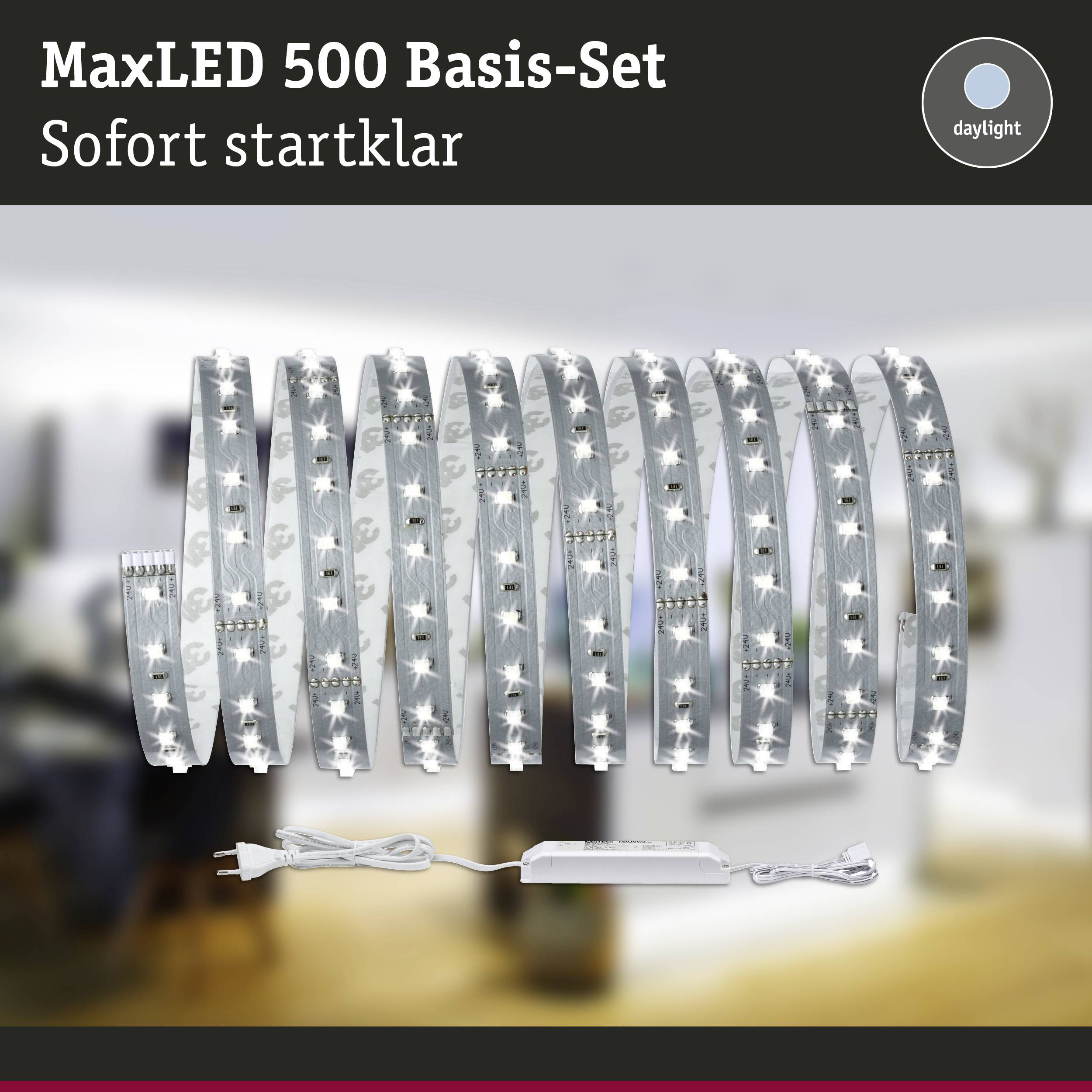 MaxLED 500 Basis-Set: Sofort startklar, zeigt mehrere LED-Streifen mit Netzstecker und Schalter. Verpackungsfoto mit 'daylight'.