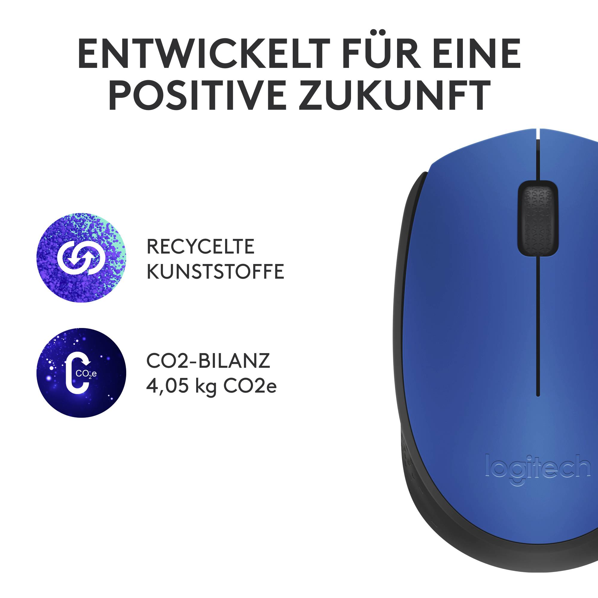 Blaue Computermaus von Logitech. Text oben: 'Entwickelt für eine positive Zukunft'. Symbole: Recycelte Kunststoffe, CO2-Bilanz.