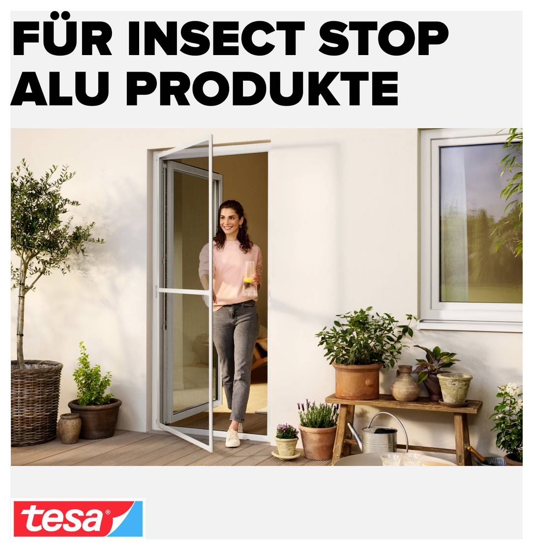 Werbeanzeige für tesa: Frau steht in offener Terrassentür; Text 'FÜR INSECT STOP ALU PRODUKTE' bewirbt Insektenschutz für Aluprofile.