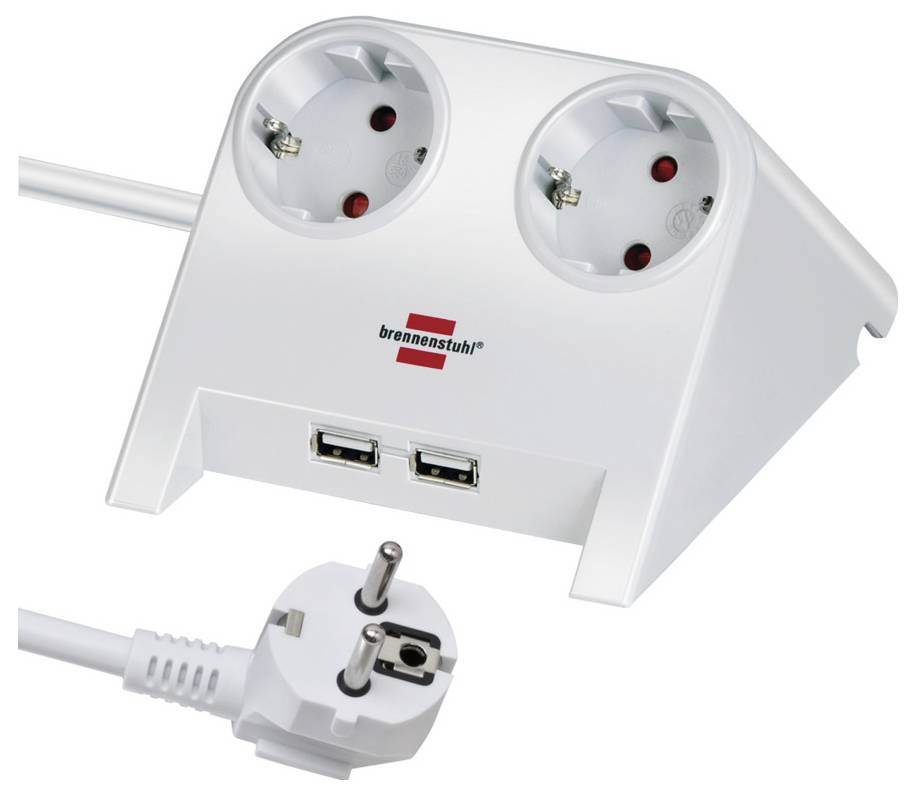 Weiße Brennenstuhl-Steckdosenleiste mit zwei Schuko-Steckdosen und zwei USB-Anschlüssen, gezeigt mit angebrachtem europäischem Stecker und Kabel.