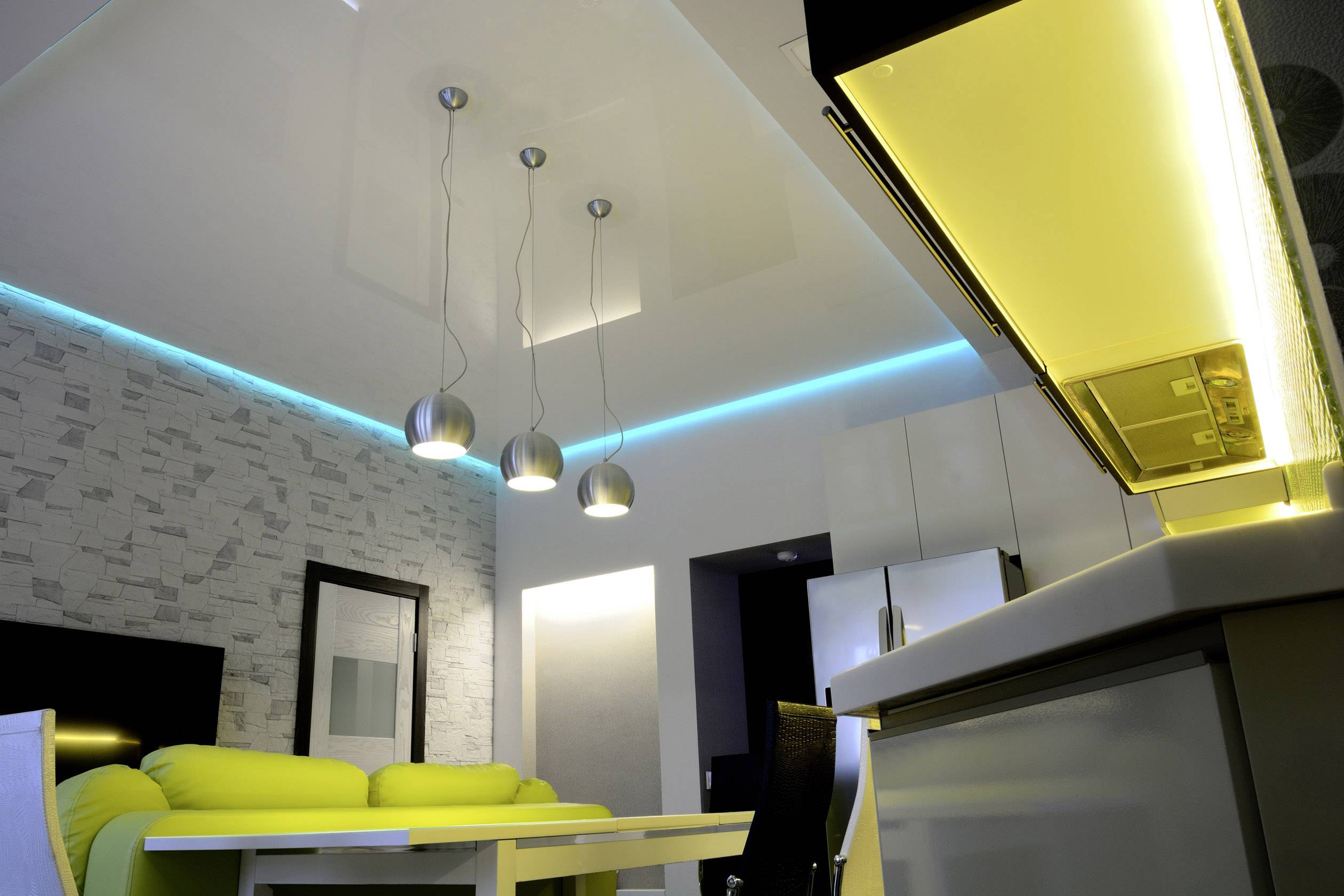 Renkforce LED-Streifen-Komplettset mit USB-Anschluss 5V 1.5m RGB