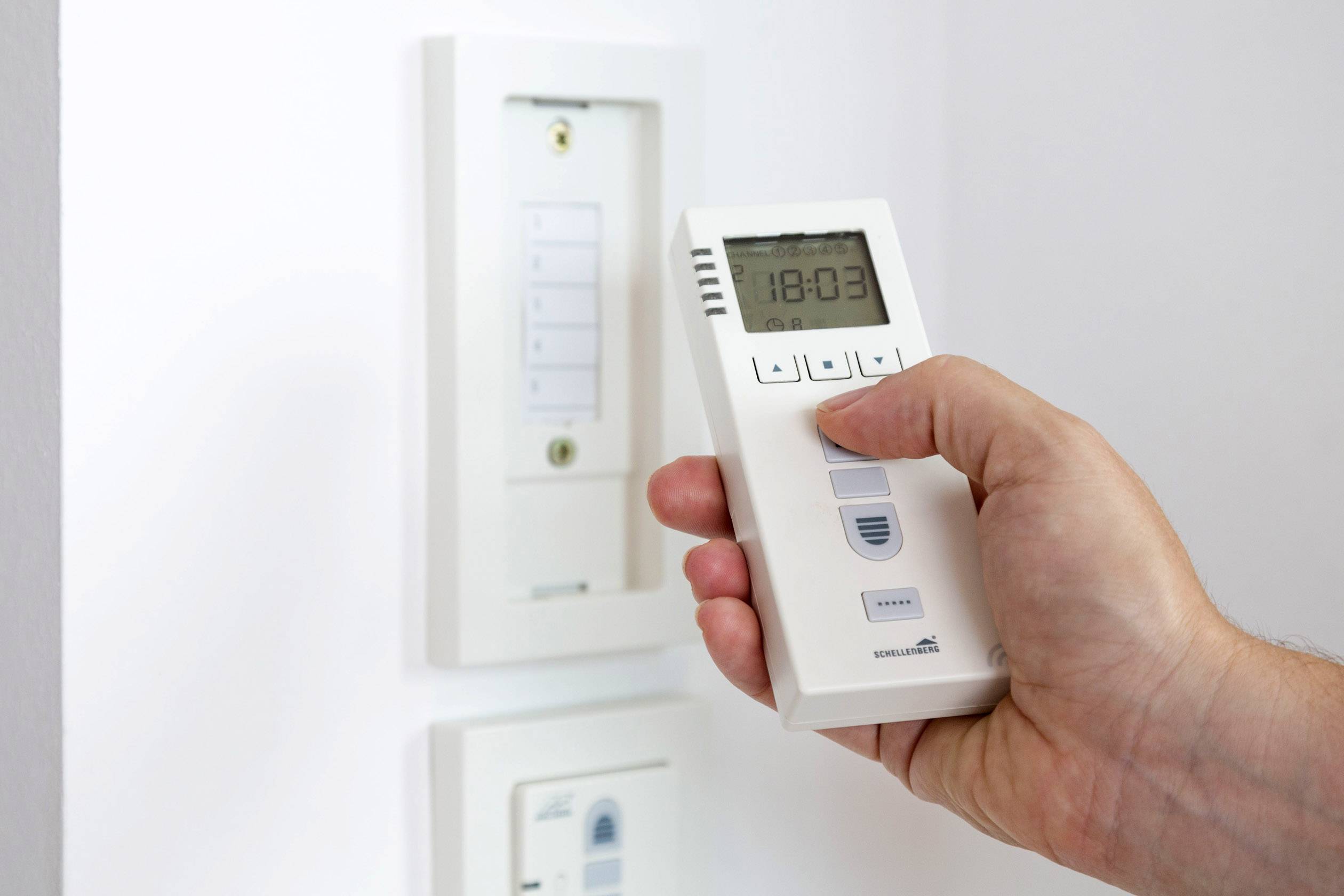Schellenberg 10527 SmartHome Zeitschaltuhr Aufputz