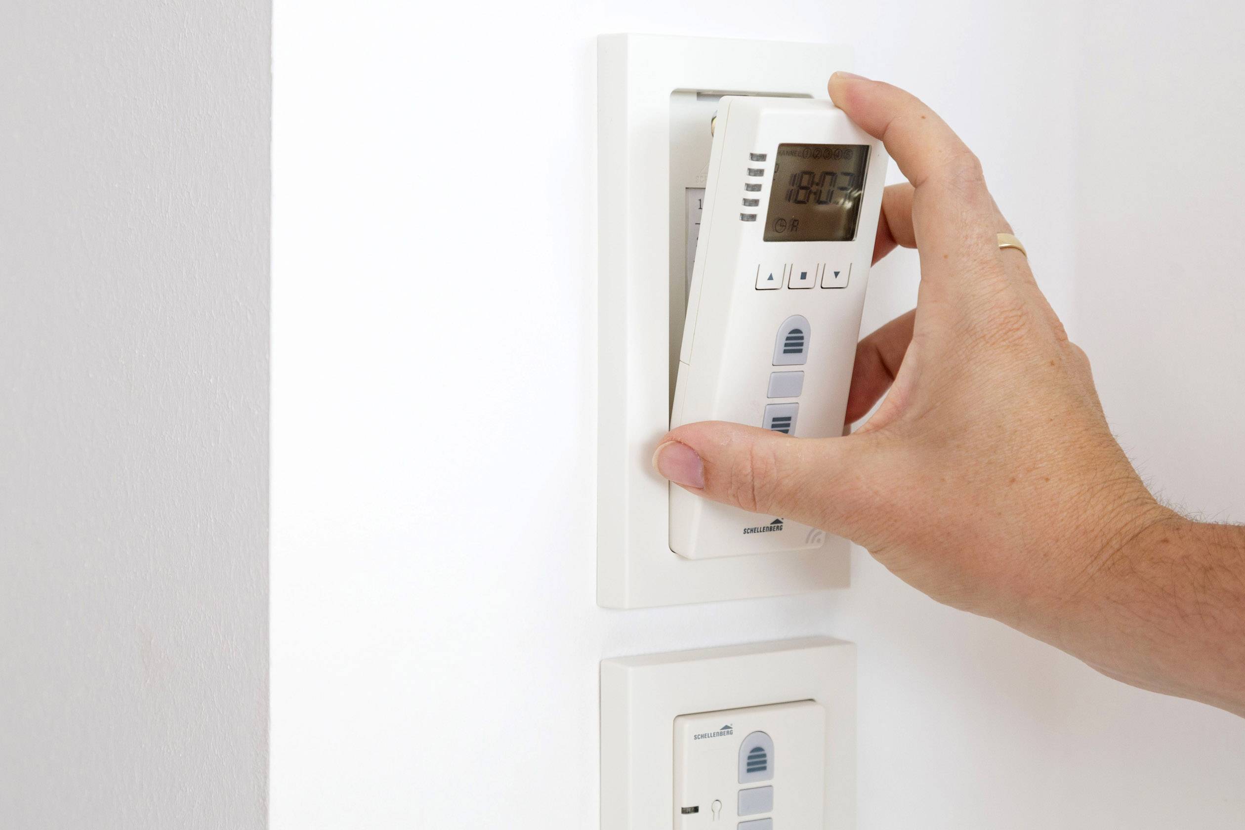 Schellenberg 10527 SmartHome Zeitschaltuhr Aufputz