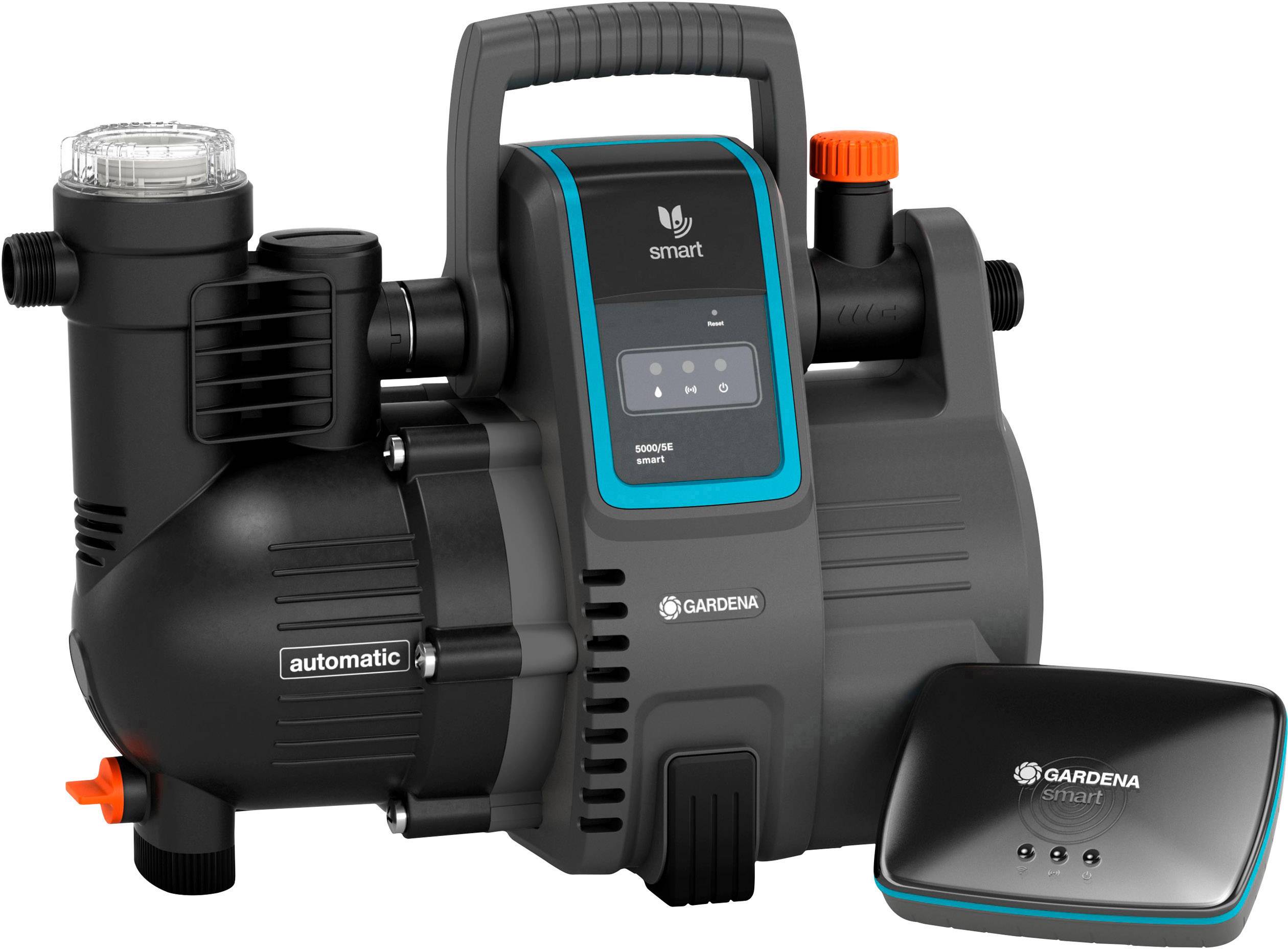 Gartenpumpe mit digitalem Display und smartem Steuermodul, geeignet zur automatischen Bewässerungssteuerung.