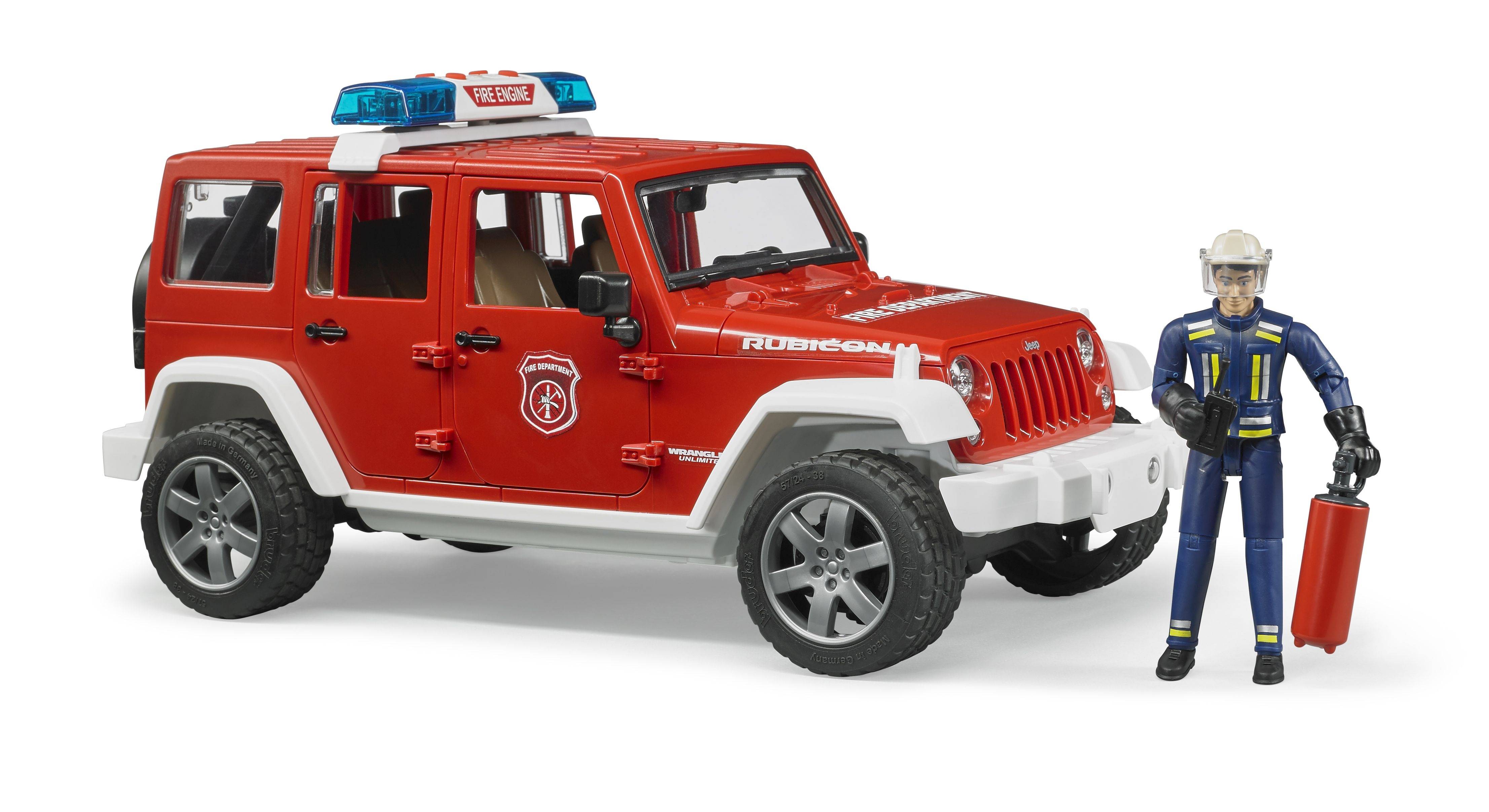 Rotes Spielzeug-Feuerwehrauto mit blauen Lichtern. Daneben steht eine Feuerwehrfigur in blauer Uniform mit einem Feuerlöscher.