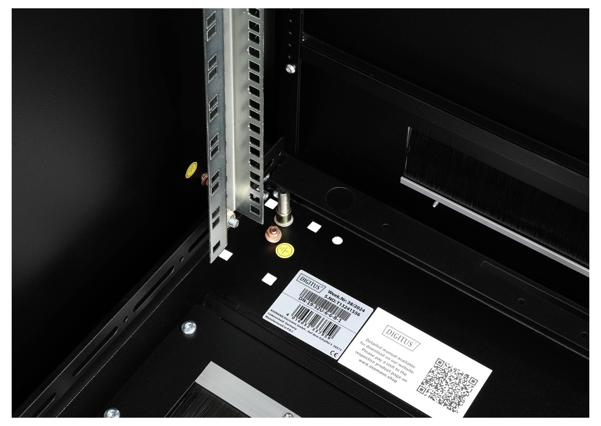 Digitus DN-19 32U-6/6-B-1 19 Zoll Netzwerkschrank (B x H x T) 600 x 1609 x 600mm 32 HE Schwarz (RAL 9005)