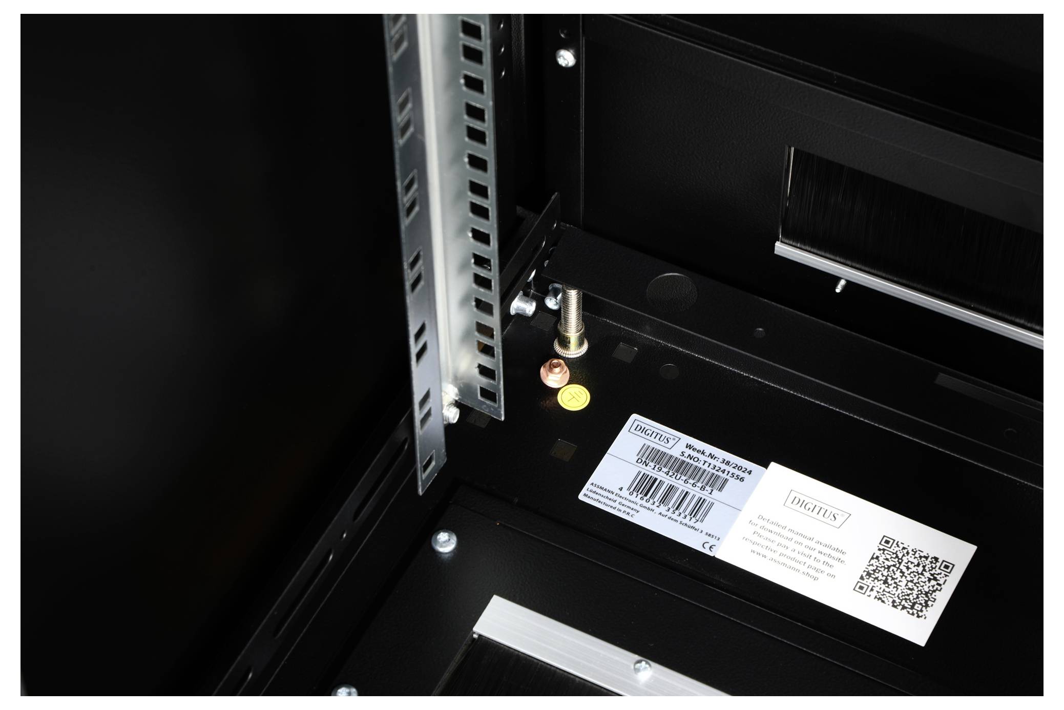 Digitus DN-19 42U-6/6-B-1 19 Zoll Netzwerkschrank (B x H x T) 600 x 2053 x 600 mm 42 HE Schwarz (RAL 9005)