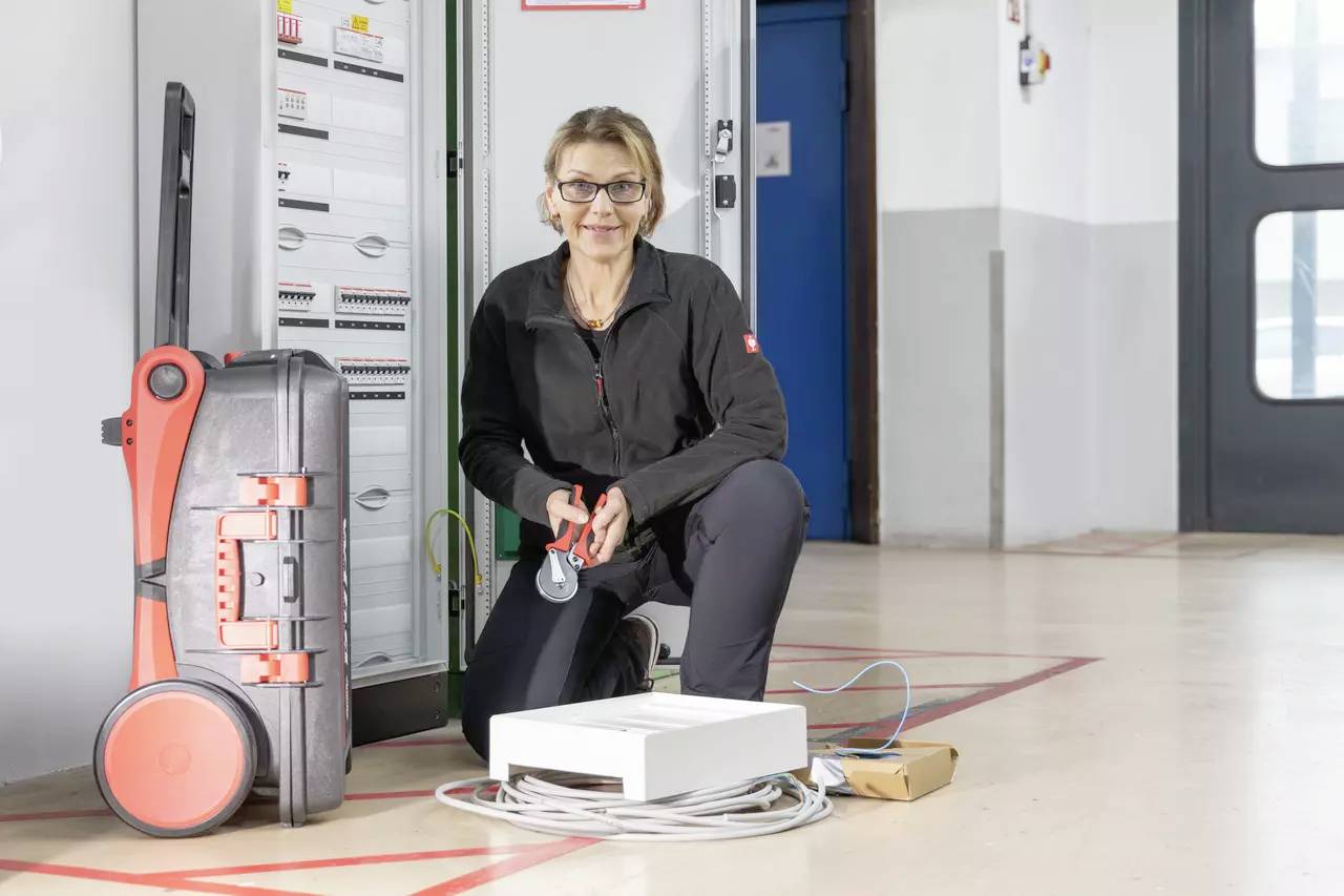 Wiha 41246 Crimpzange Aderendhülsen 0.08 bis 16mm²