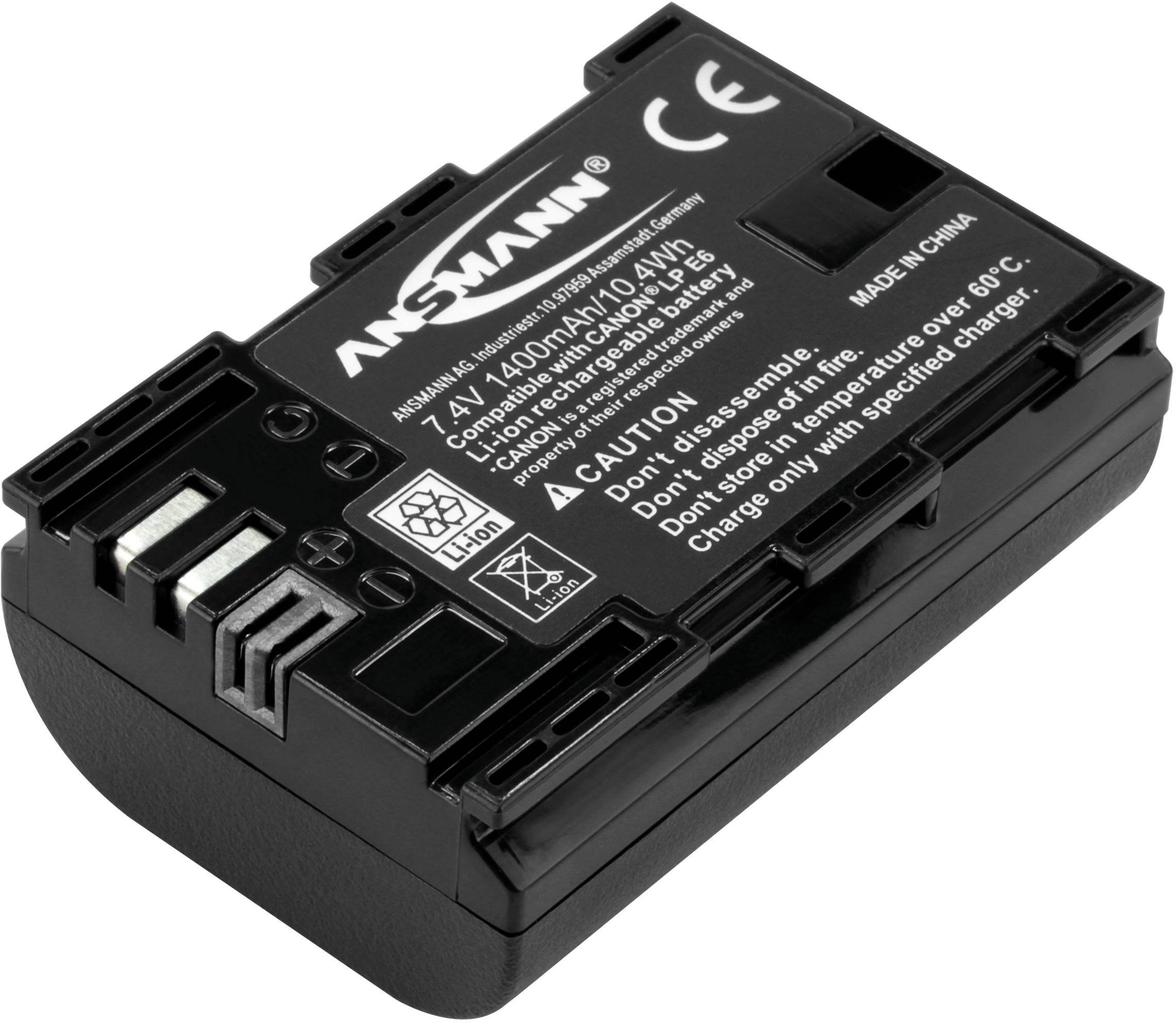 Lithium-Ionen-Akku mit 7,4V und 4400mAh von Ansmann, geeignet für Canon Kameras. Warnhinweise: nicht zerlegen, nicht bei über 60°C laden.