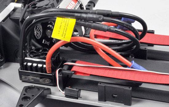 FG Modellsport BMW M3 E30 1:5 RC Modellauto Benzin Straßenmodell Allradantrieb (4WD) RtR 2,4GHz inkl. Akku, Ladegerät und