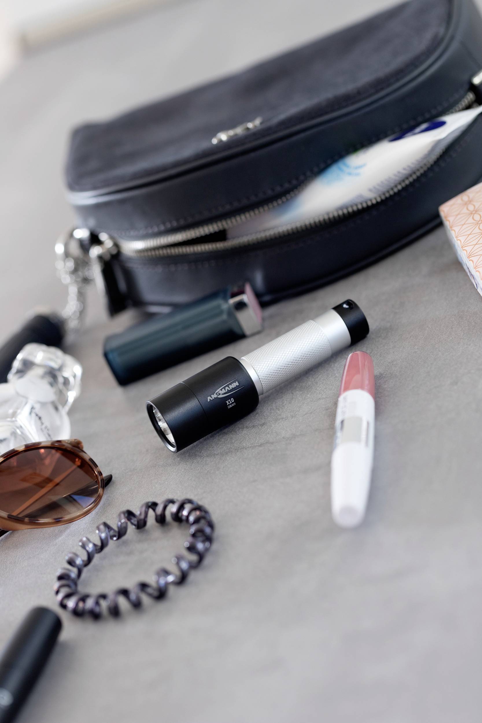 Ansmann X10 LED Mini-Taschenlampe mit Handschlaufe batteriebetrieben 25 lm 22 h 75 g