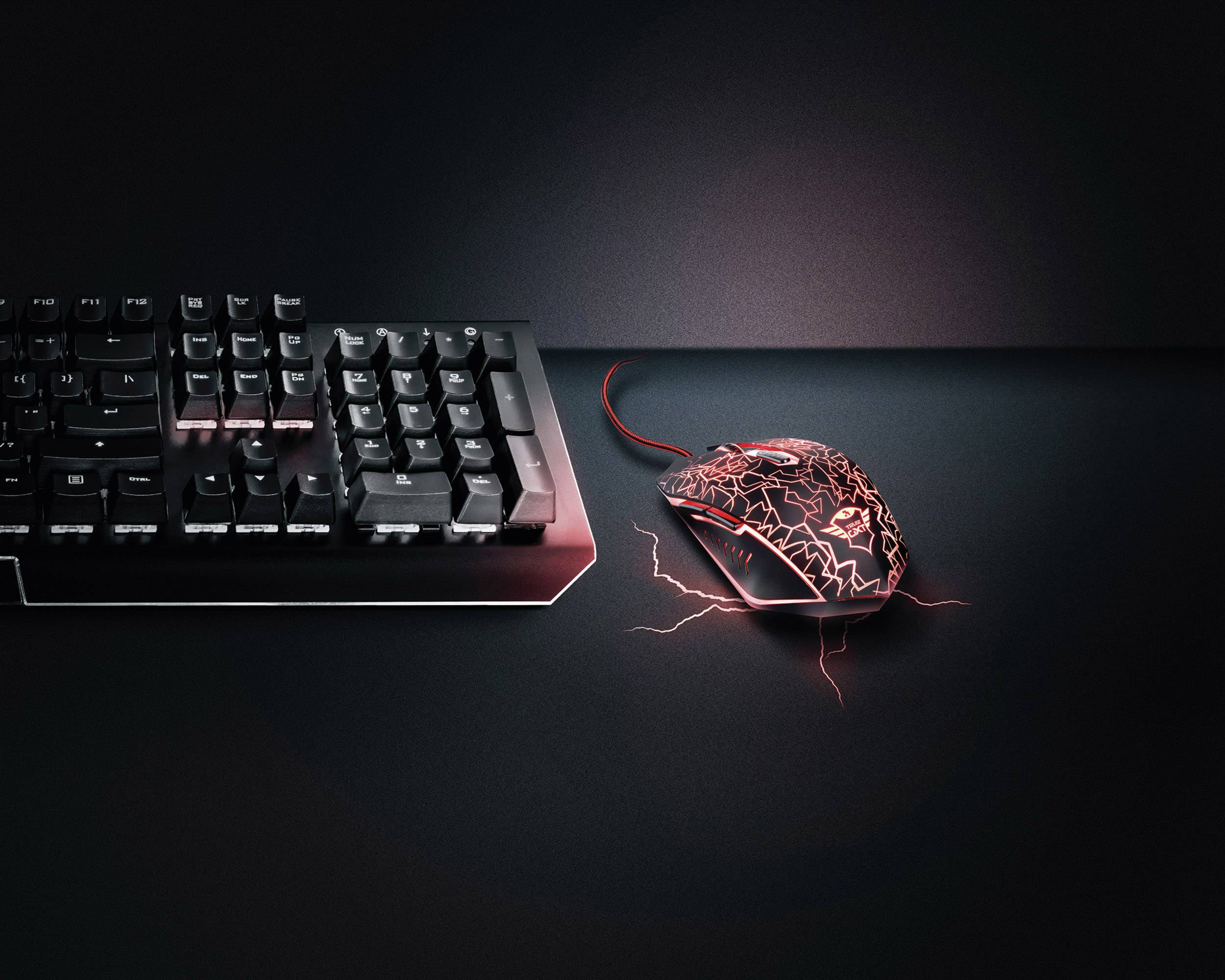 Trust GXT 105 Gaming-Maus USB Optisch Schwarz 6 Tasten 2400 dpi Beleuchtet