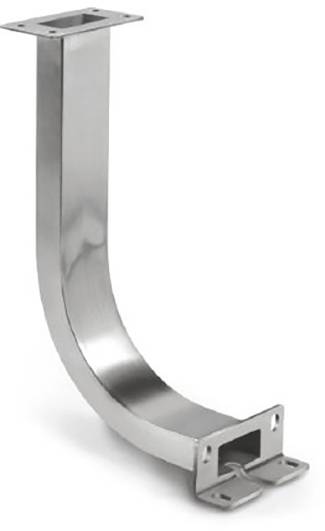 Ein L-förmiger Metallträger in silbernem Finish, verwendet zur Befestigung oder Stützung von Strukturen; Details der Montageplatten sind sichtbar.