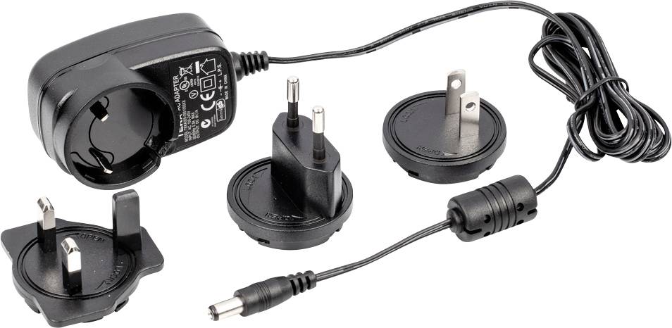 Schwarzes Netzteil mit drei austauschbaren Steckdosenadaptern für verschiedene Länder, abgebildet auf weißem Hintergrund.