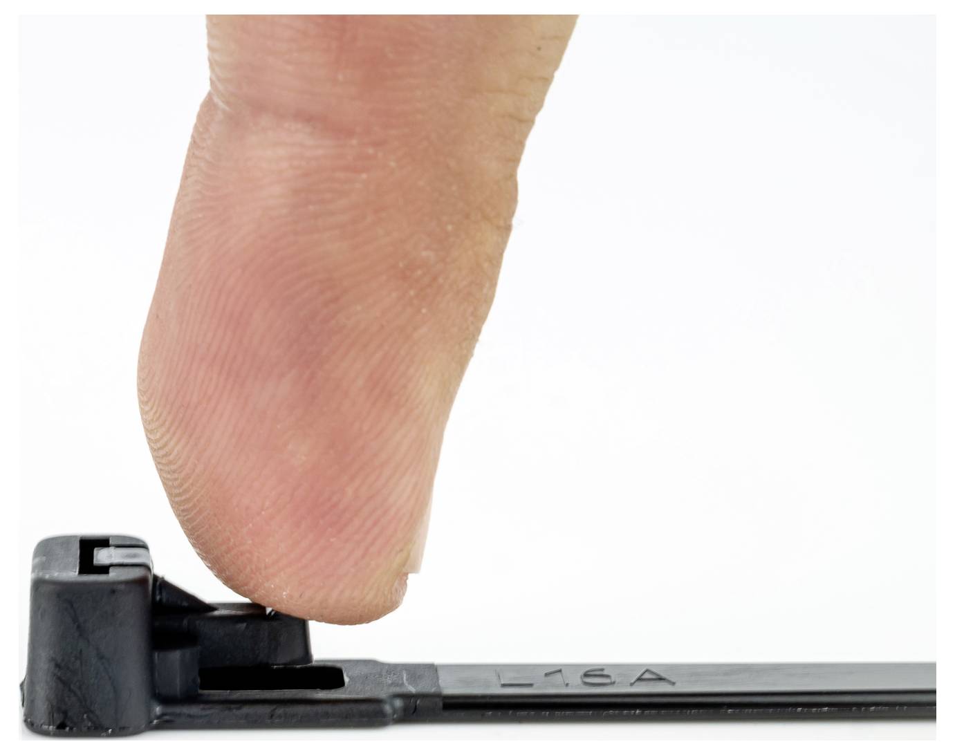 WKK 118127071 118127071 Kabelbinder 200mm 7.60mm Schwarz Lösbar, UV-stabilisiert 100St.