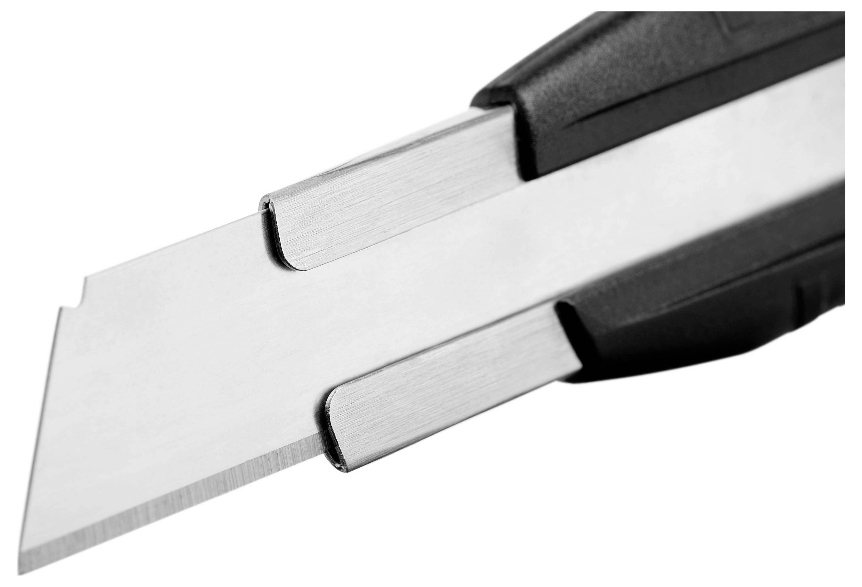 Ein Nahaufnahme eines Cutter-Messers mit einer scharfen, herausgeschobenen Klinge, die für präzises Schneiden verwendet wird.
