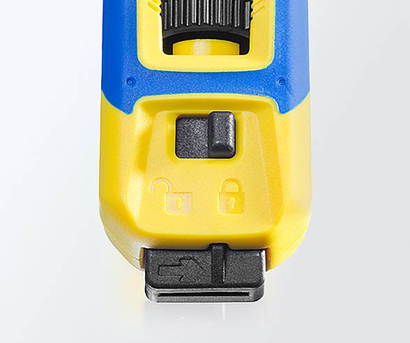 Ein gelbes und blaues Utility-Messer mit einer schwarz einziehbaren Klinge, das Schloss- und Entsperrungssymbole am Griff zur Klingeneinstellung aufweist.