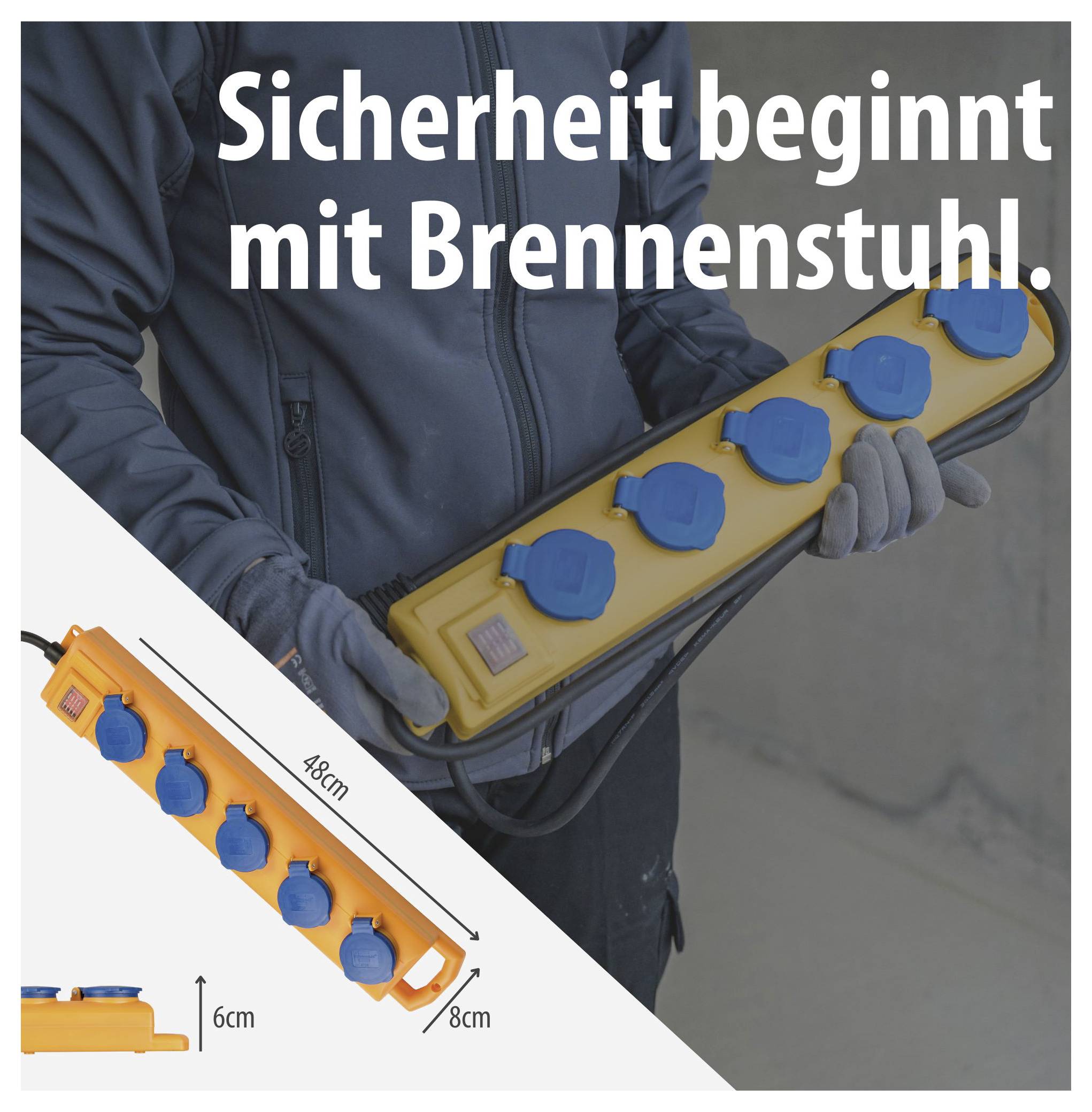 Werbung für eine Brennenstuhl-Steckdosenleiste: Person hält eine Mehrfachsteckdose mit blauen Schutzkappen; Text 'Sicherheit beginnt mit Brennenstuhl.' und Maßangaben 48 cm, 6 cm, 8 cm.