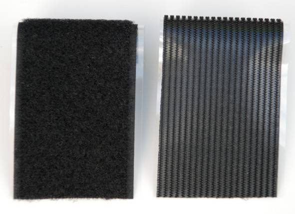 TRU Components 730-330-2-Bag Klettband zum Aufkleben Haft- und Flauschteil, extrastark (L x B) 100mm x 50mm 2 Paar