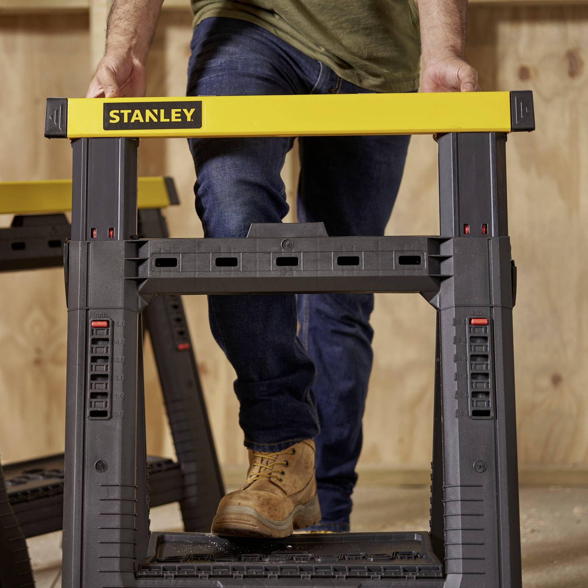 Stanley Vario STST1-70559 Gerüstbock höhenverstellbar 450kg 1 Paar