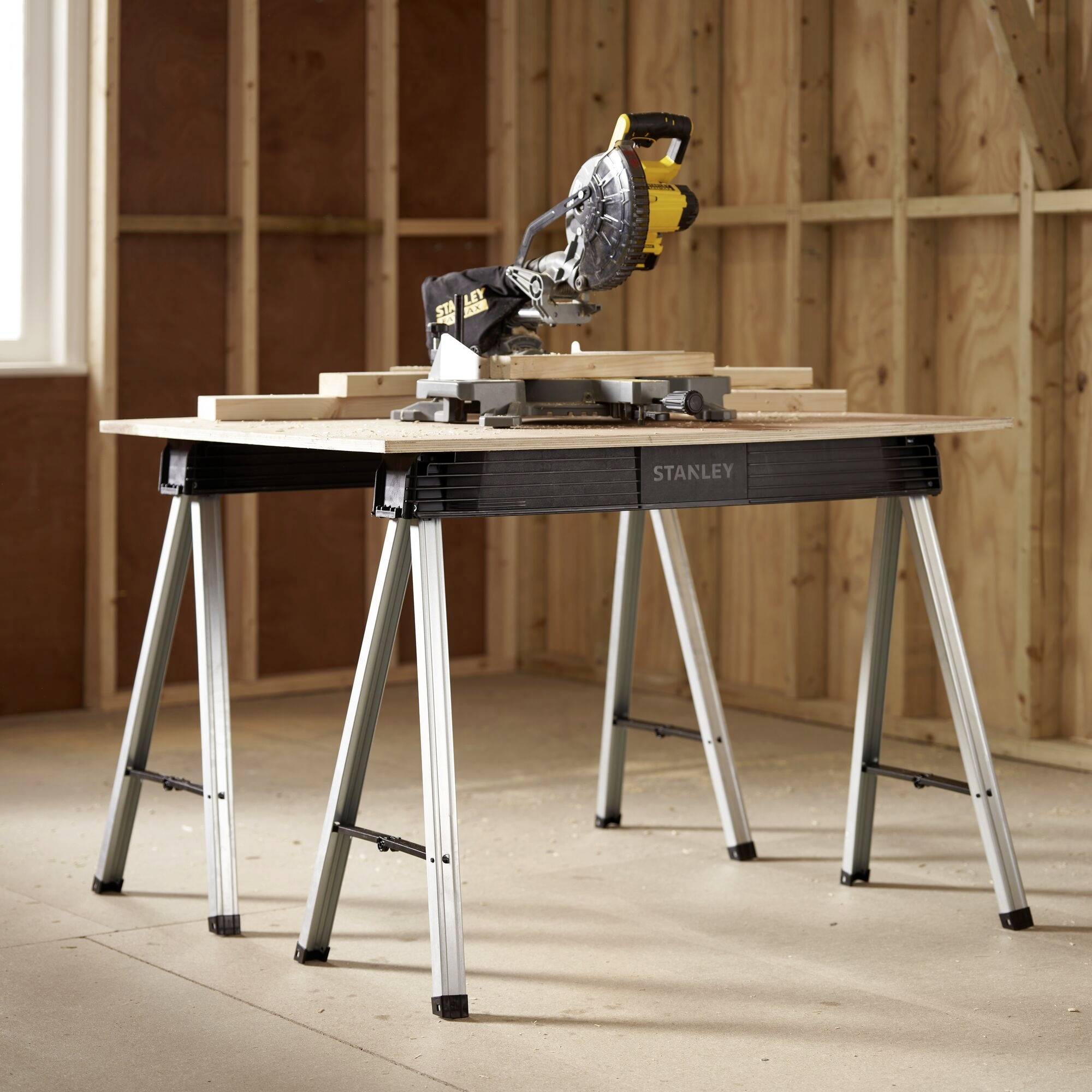 STANLEY 1-97-475 Gerüstbock 340 kg (B x H) 1090 mm x 780 mm 9 kg 1 Paar