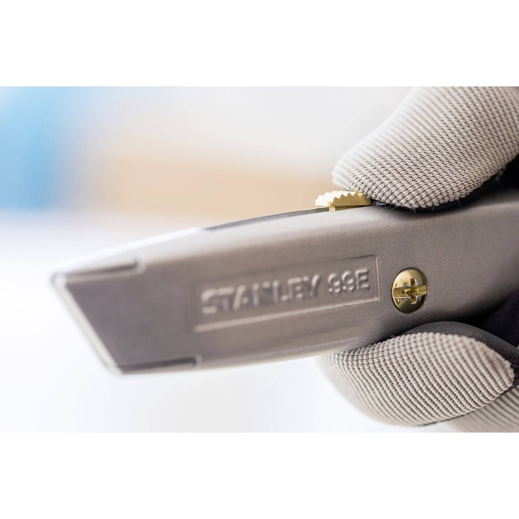 Universalmesser 99 E Gesamt-L.155mm einziehbar SB-verpackt STANLEY