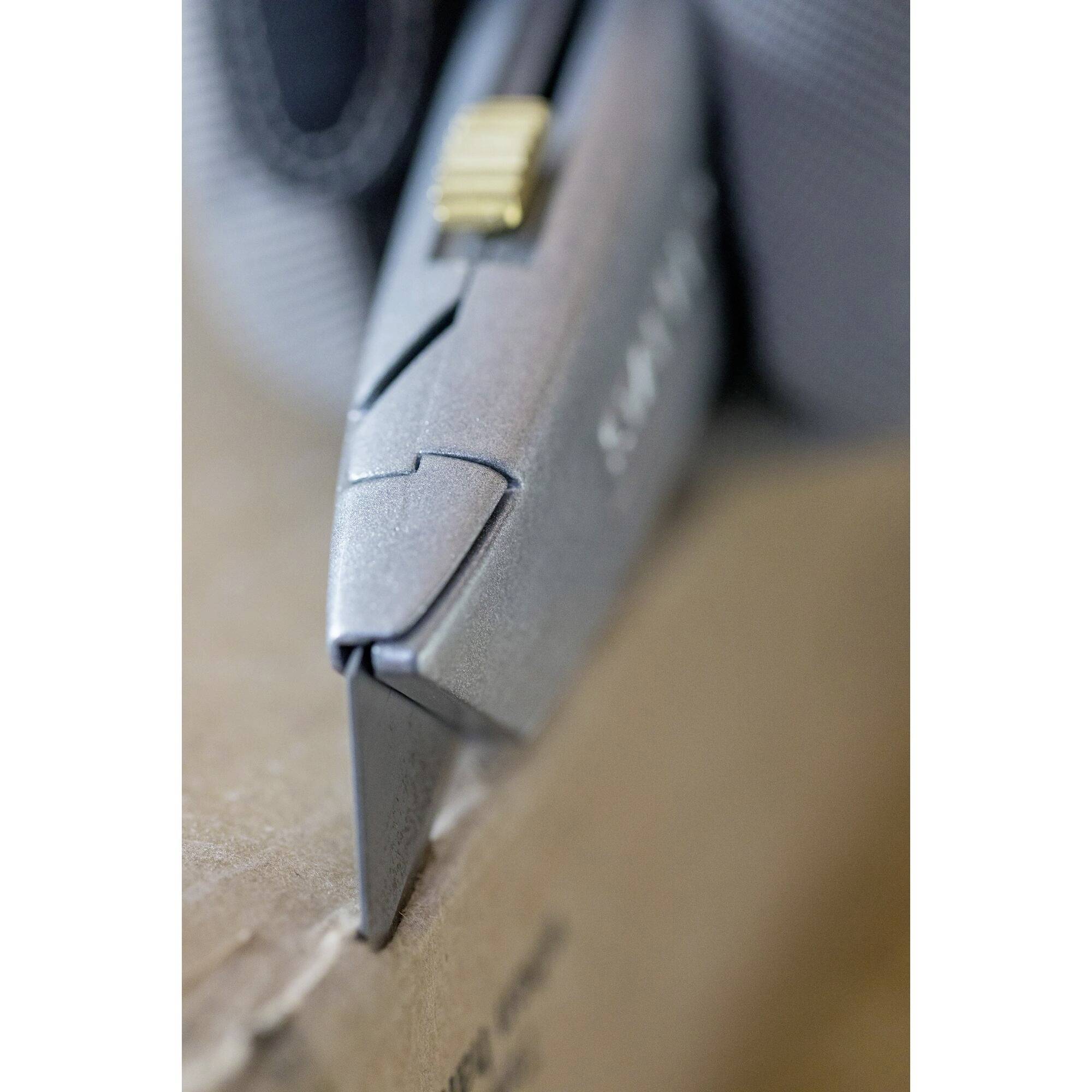 Universalmesser 99 E Gesamt-L.155mm einziehbar SB-verpackt STANLEY