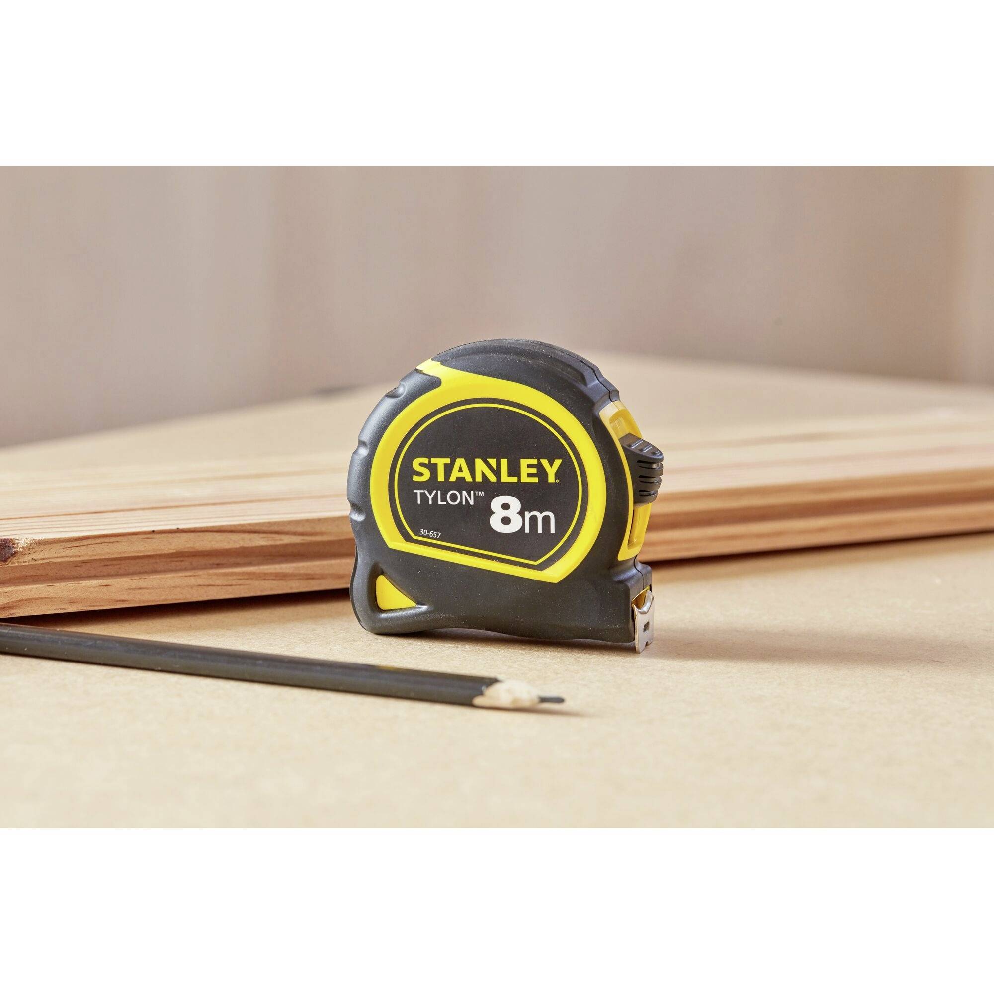 Taschenrollbandmaß Tylon™ L.8m B.25mm mm/cm EG II Ku.Gürtelclip STANLEY