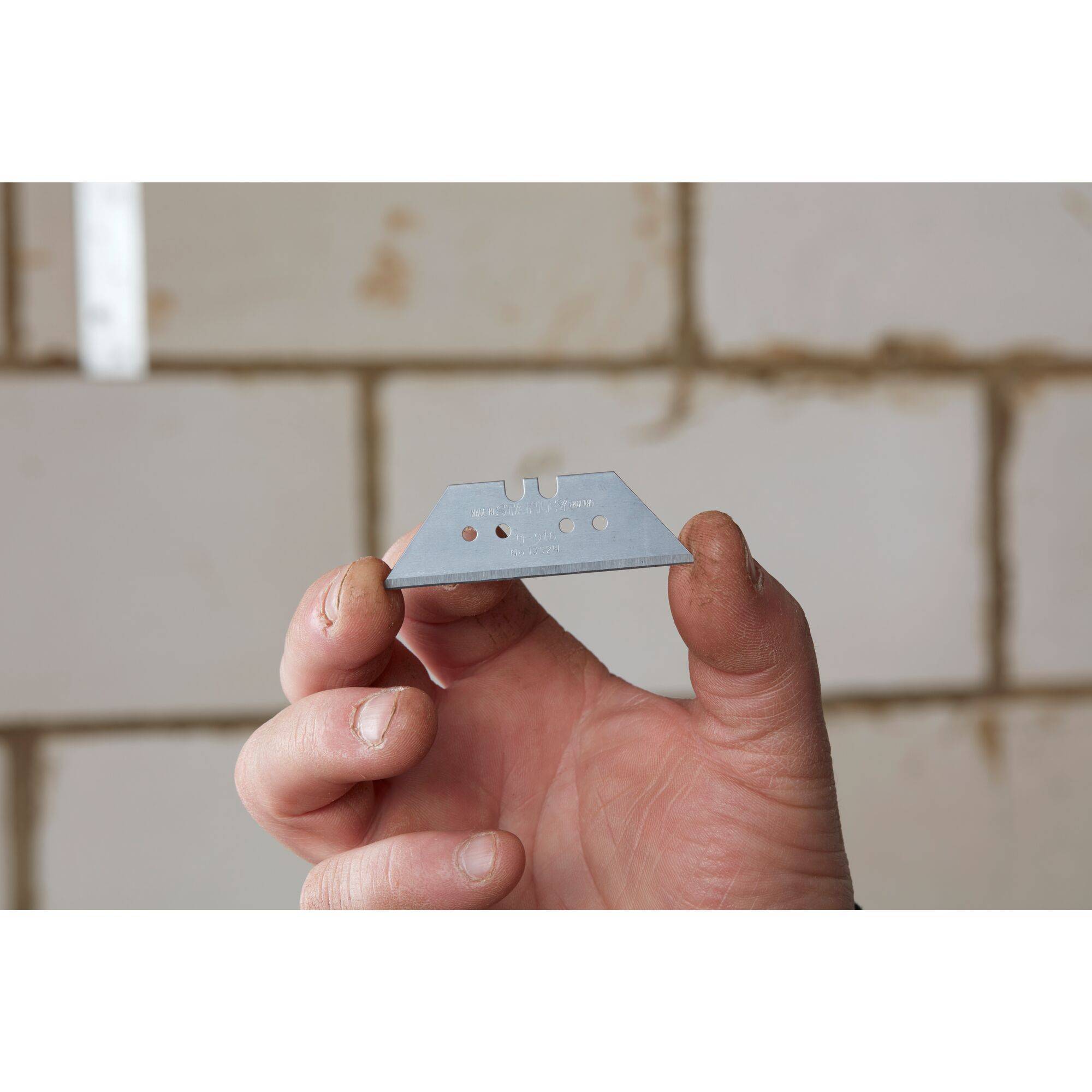 STANLEY 6-11-916 Trapezklinge 1992 gelocht 100 St. 100 St.