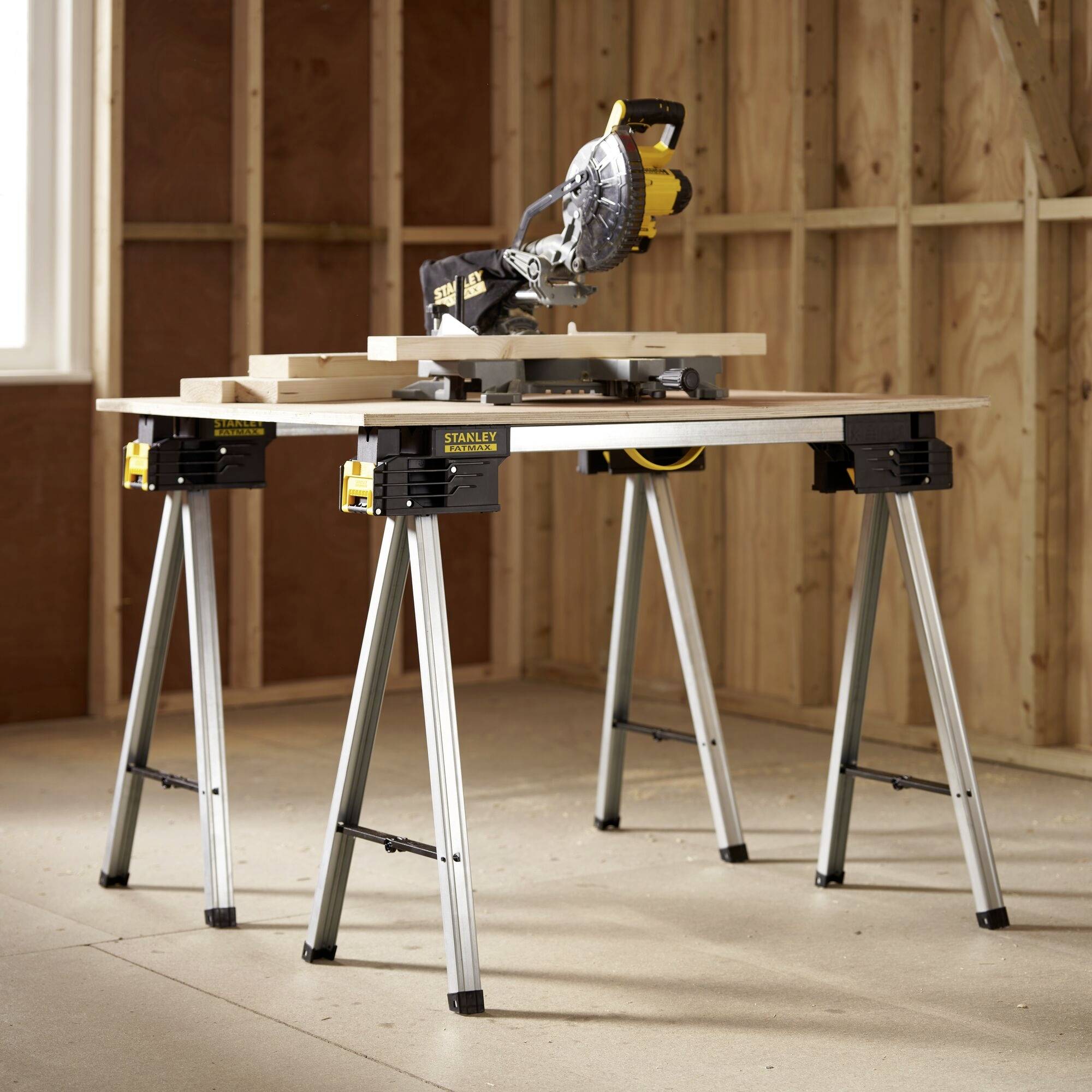 Stanley FatMax FMST1-75763 Gerüstbock klappbar 900kg 1 Paar