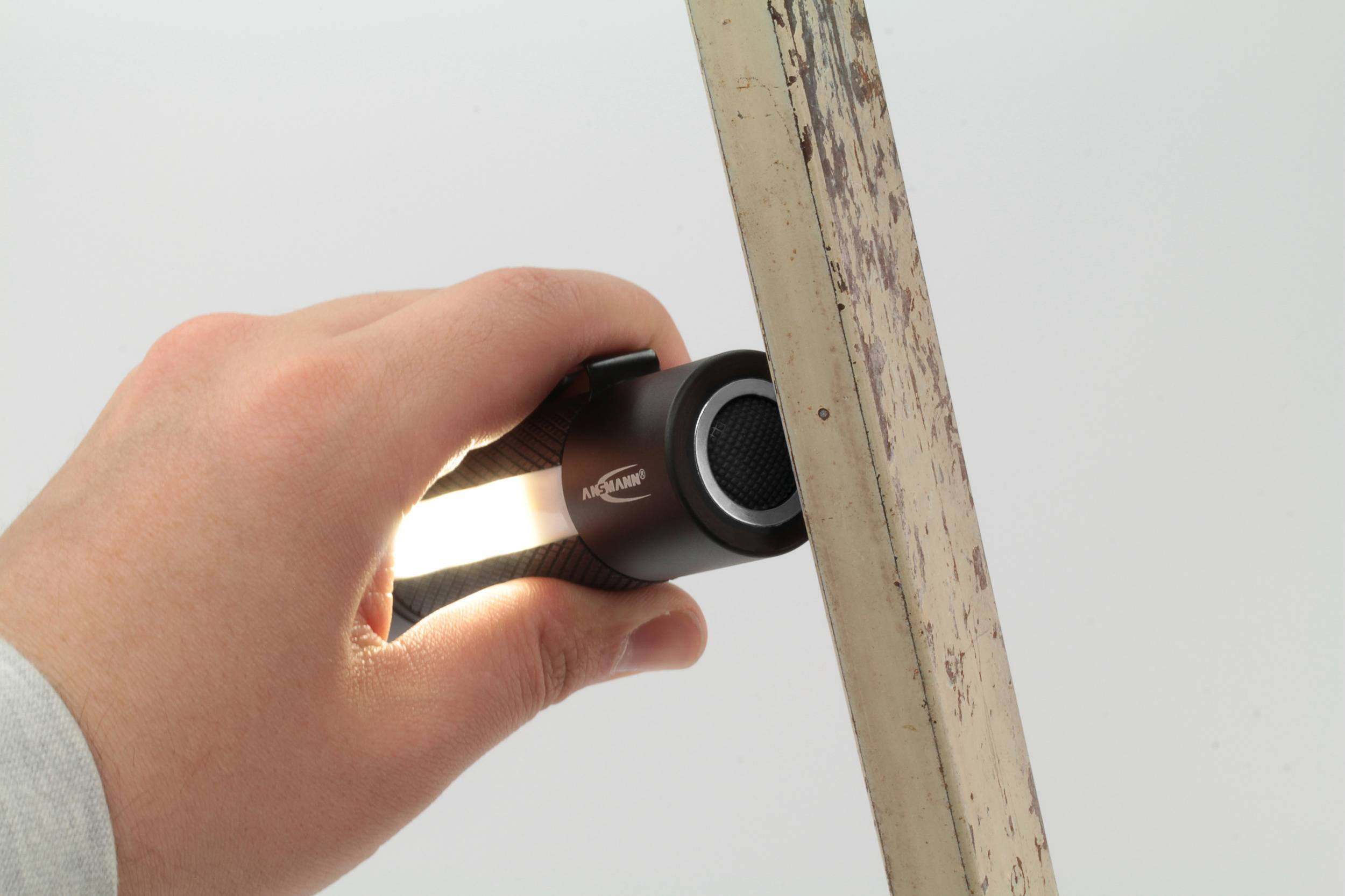 Ansmann Future Multi 3in1 LED Taschenlampe mit Gürtelclip batteriebetrieben 180lm 183g