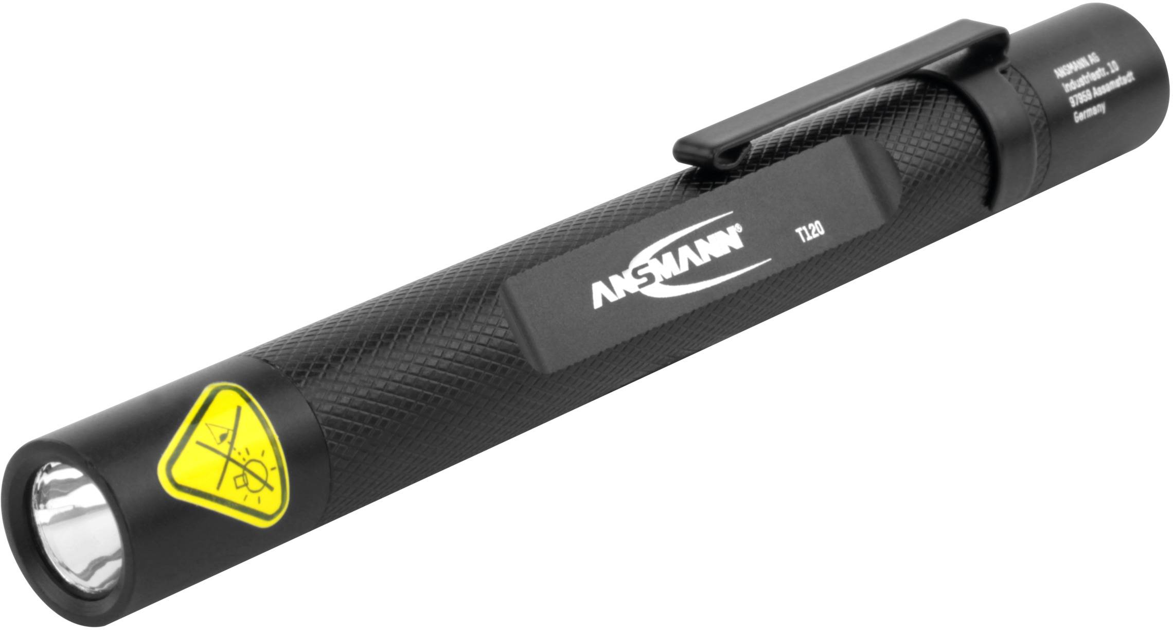 Eine schwarze Taschenlampe mit Clip und gelbem Sicherheitsaufkleber ist abgebildet. Das Modell trägt die Aufschrift 'Ansmann T120'.