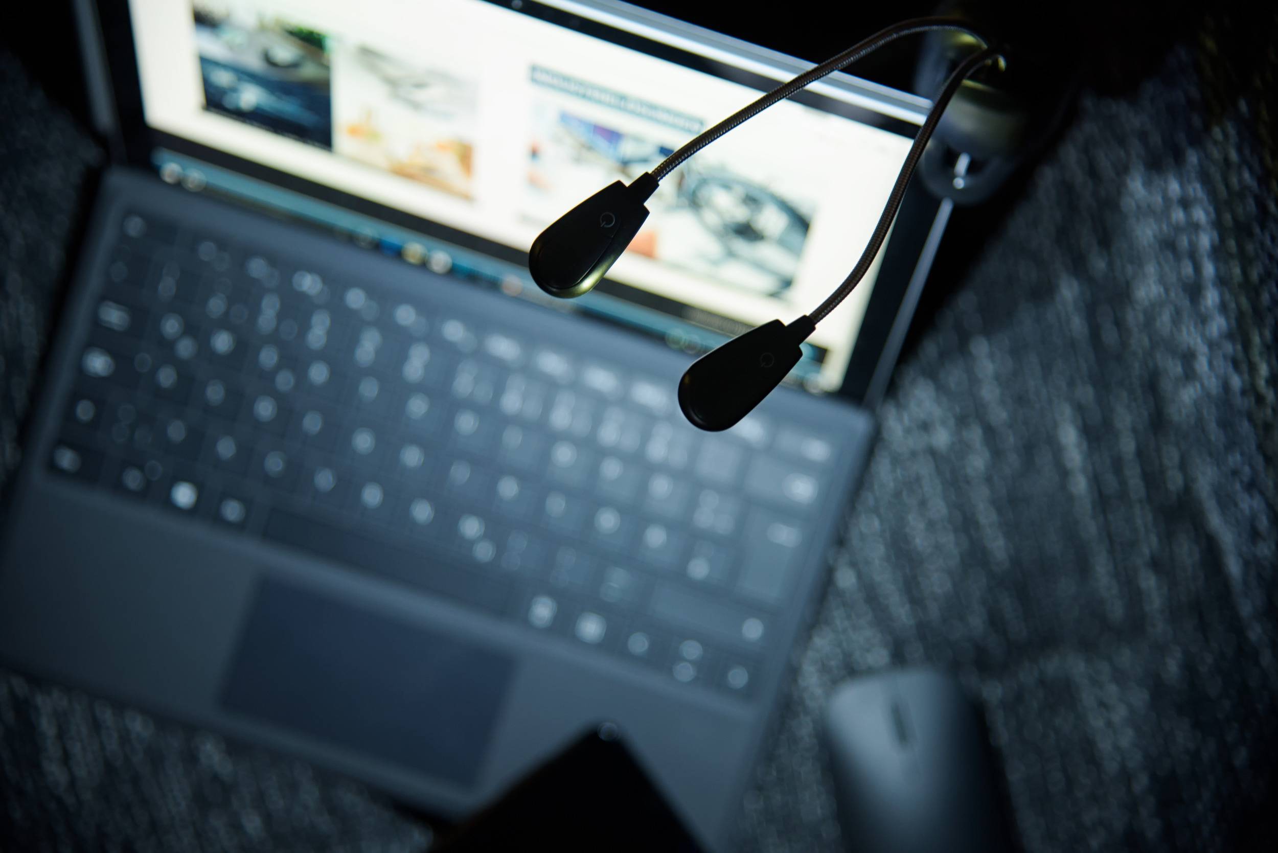 Ansmann Twinflex 1600-0119 Tischlampe LED 0.65W Schwarz, Silber