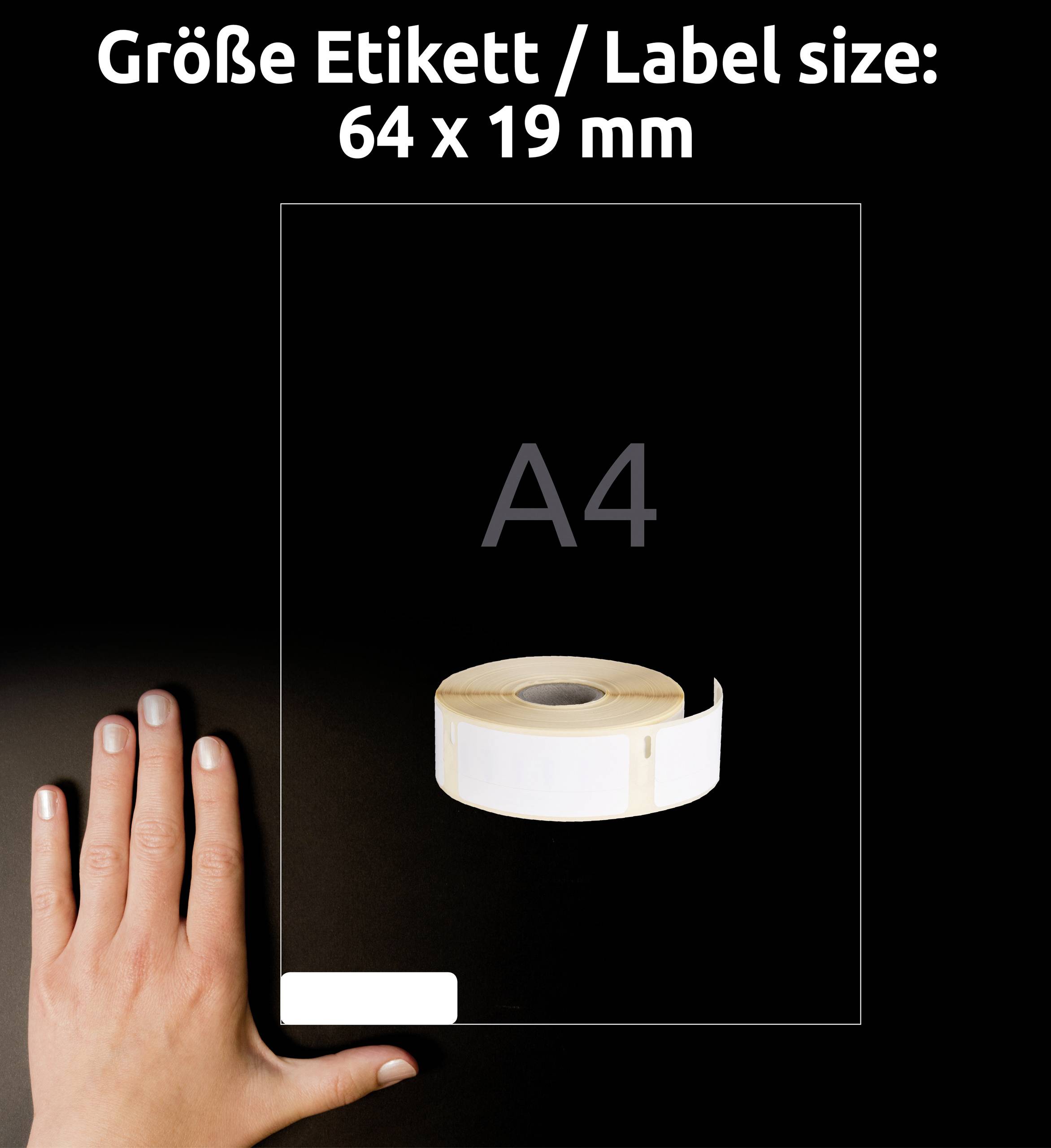 Eine Hand liegt neben einer A4-Seite. Auf der Seite ist eine Rolle mit weißen Etiketten zu sehen. Text oben: 'Größe Etikett/Label size: 64 x 19 mm'.