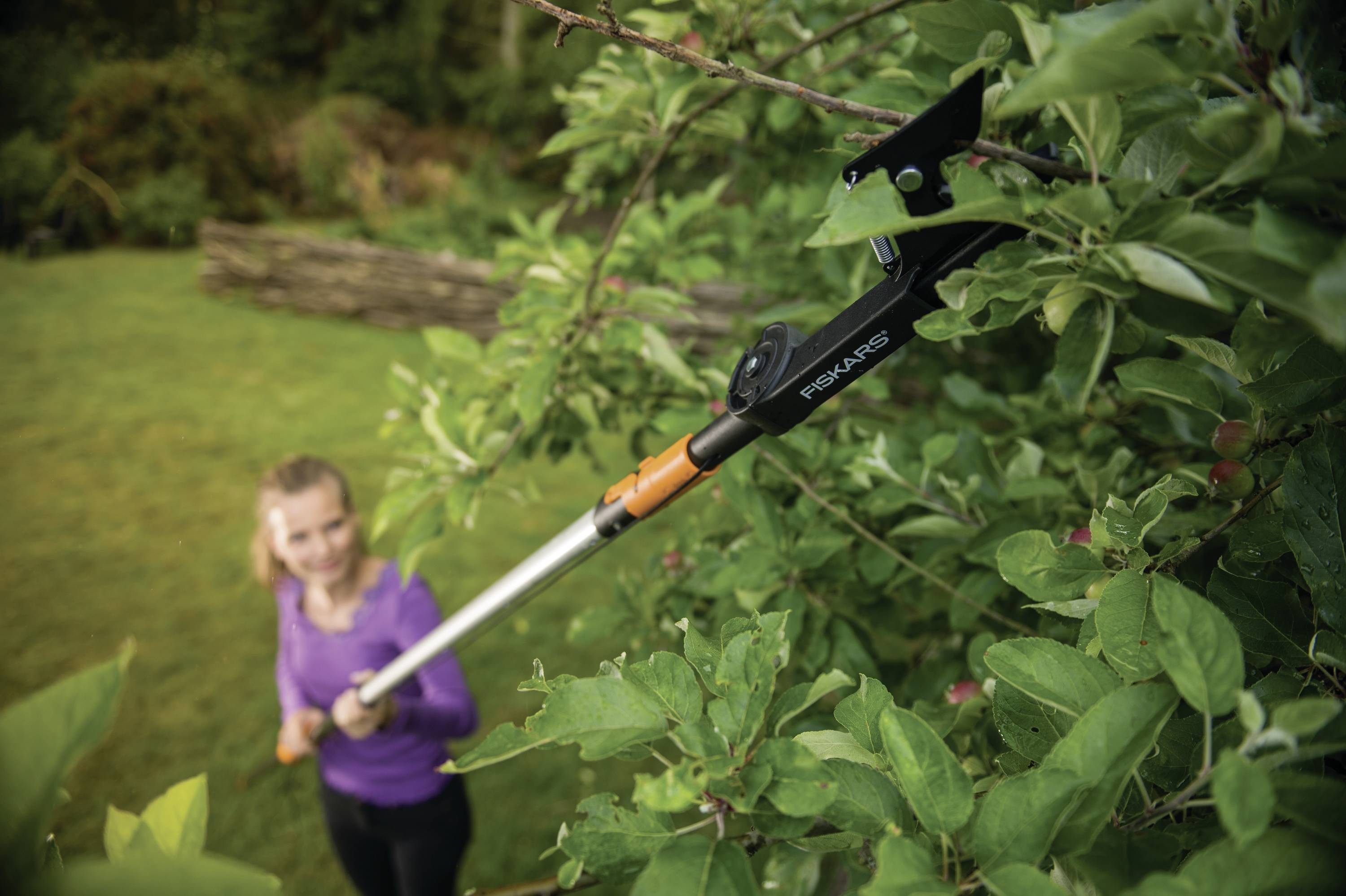 Teleskop-Stiel QuikFit™ L.1400-2400mm FISKARS