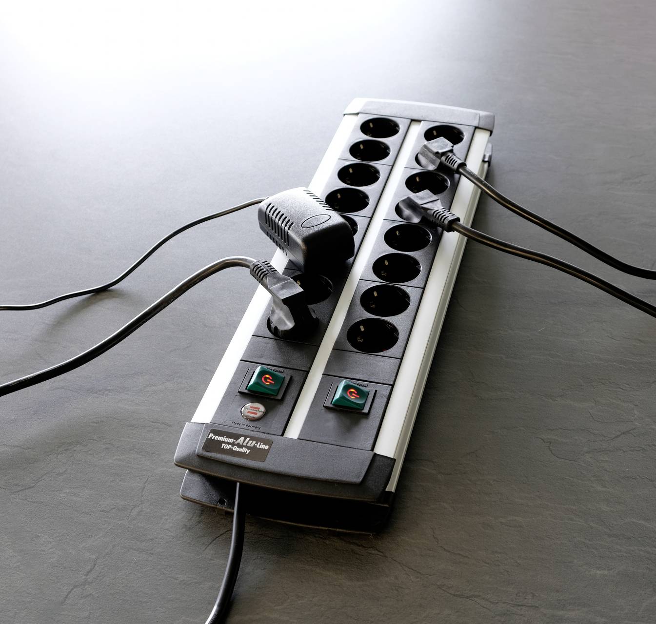 Brennenstuhl 1391000916 Steckdosenleiste mit Schalter Schwarz, Silber Schutzkontakt 1 St.