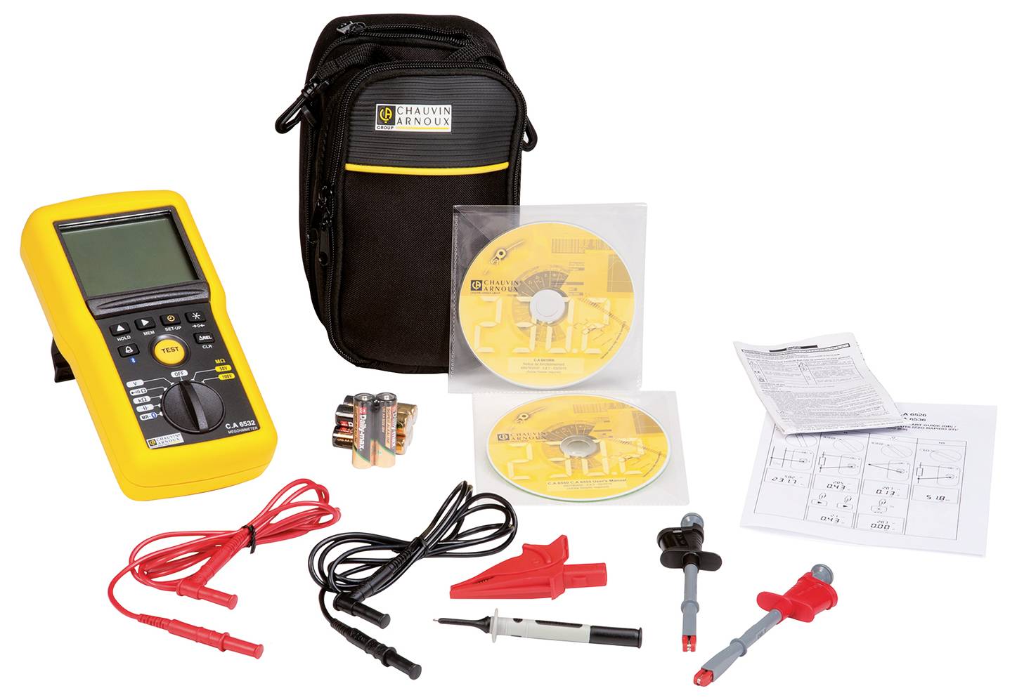 Multimeter-Set mit gelbem Digitalmultimeter, zwei CDs, Batterien, Messleitungen, Krokodilklemmen und Anleitung neben schwarzer Tasche.