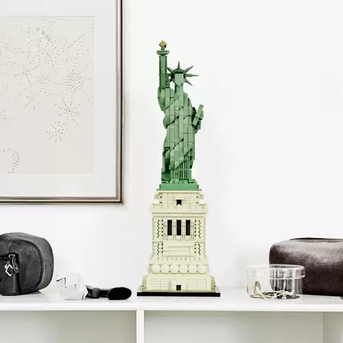 21042 LEGO® ARCHITECTURE Freiheitsstatue 21042 LEGO® ARCHITECTURE Freiheitsstatue