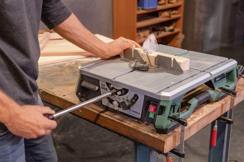 Bosch Home and Garden AdvancedTableCut 52 Tischsäge 550 W 230 V