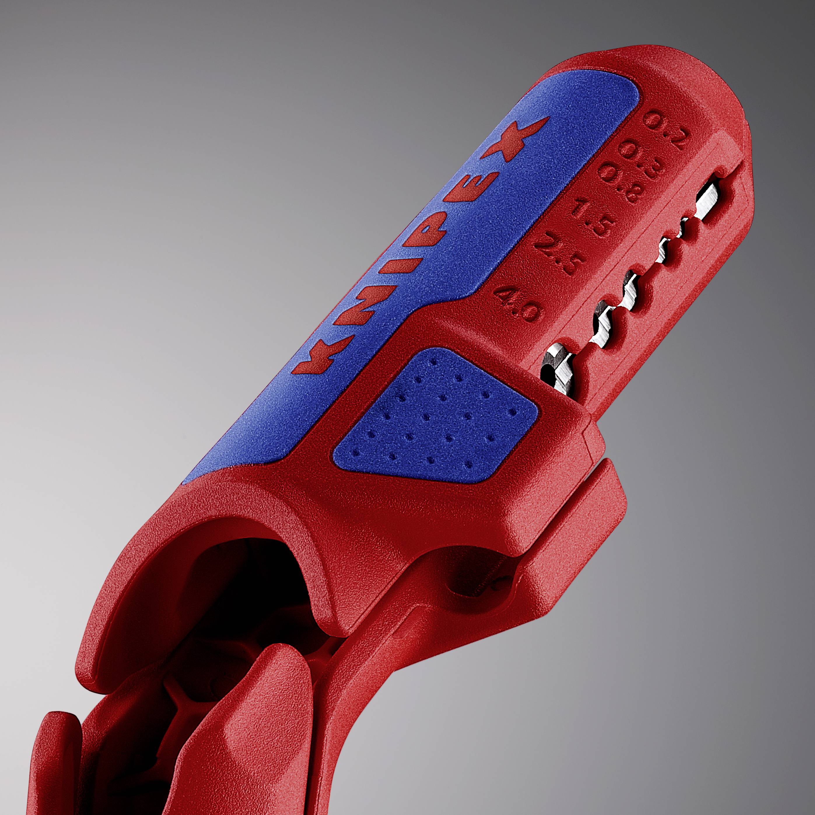 Knipex 16 95 02 SB ErgoStrip Kabelentmanteler Geeignet für Rundkabel, Feuchtraumkabel, Datenkabel, Koaxialkabel 4.8 bis 13mm 0.2