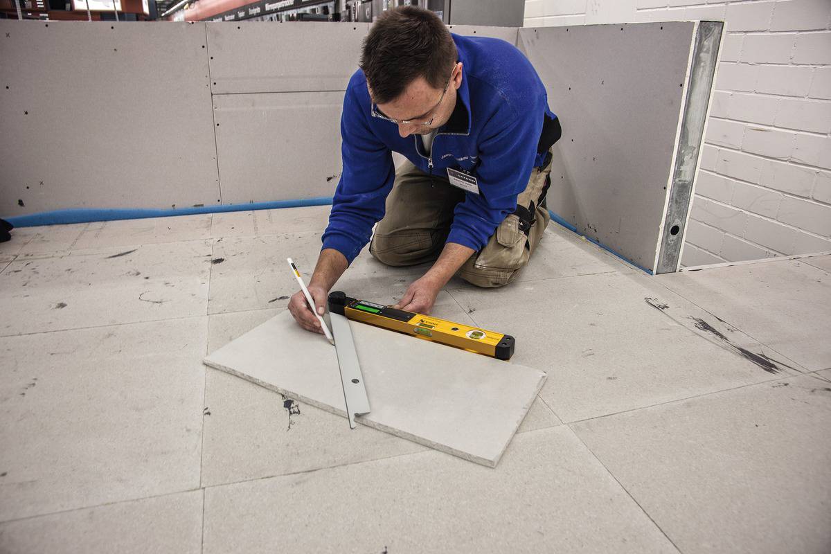 Stabila TECH 700 DA 18903 Digitaler Winkelmesser 450mm