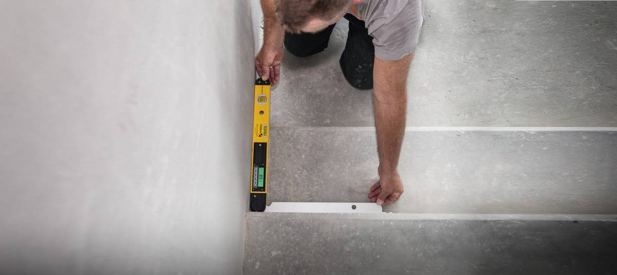 Stabila TECH 700 DA 18903 Digitaler Winkelmesser 450 mm