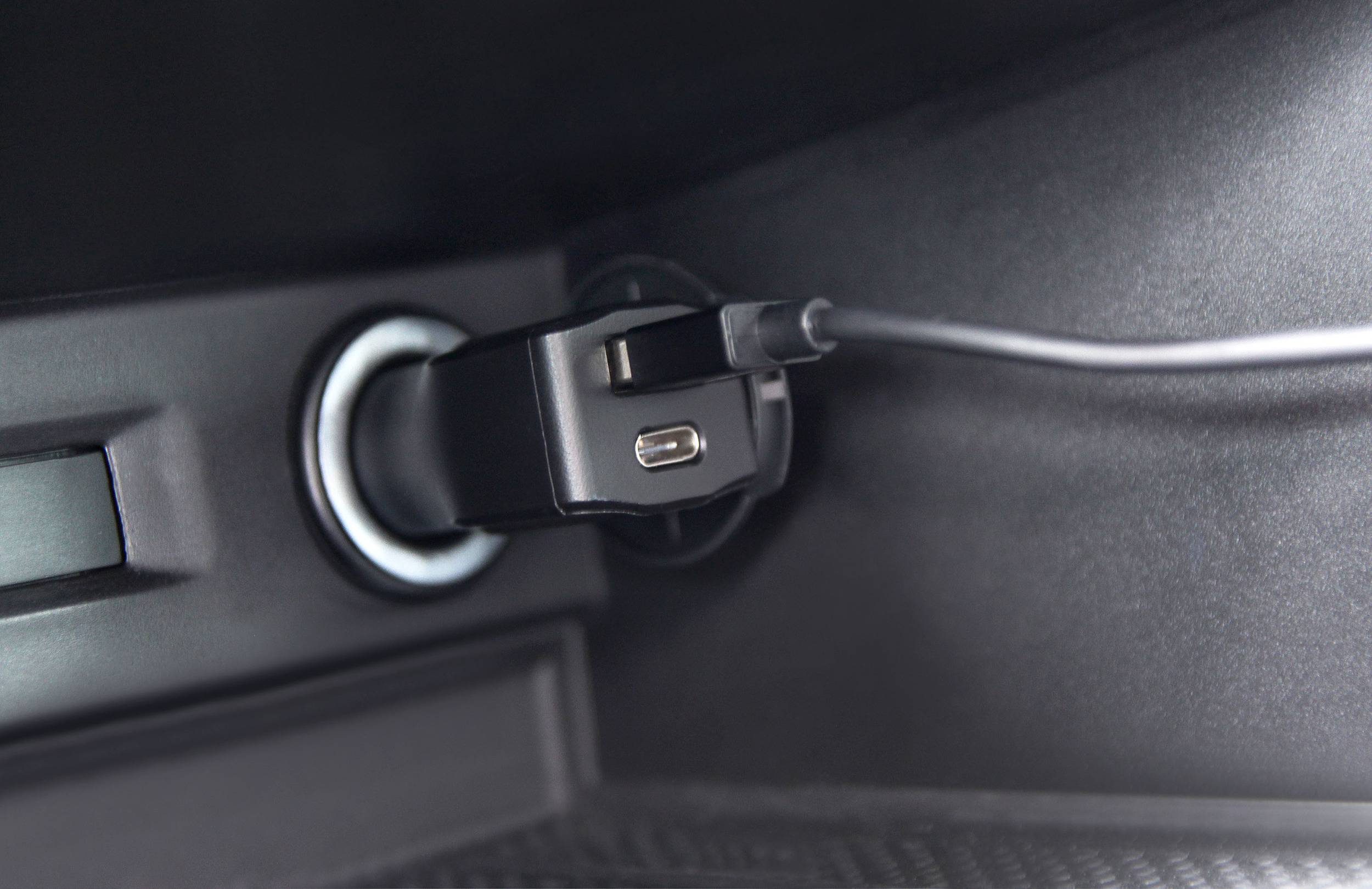 Ansmann 240C USB Ladegerät 20 W USB, USB-C® Buchse Schwarz KFZ, LKW