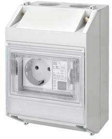 Elektrischer Anschlusskasten mit durchsichtigem Deckel, einer integrierten Steckdose und technischen Spezifikationen hinten erkennbar.